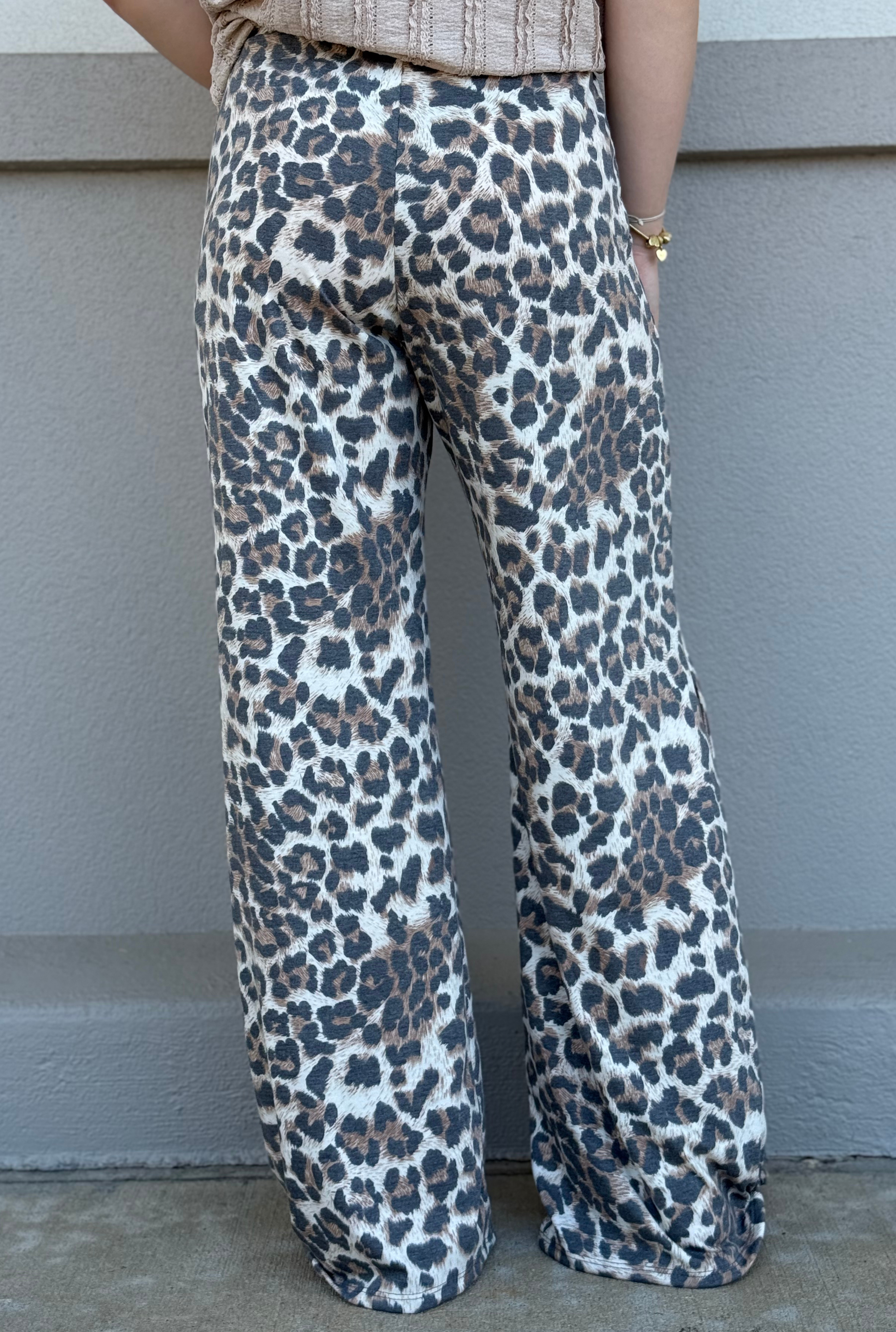 ANIMAL PRINT SIDE SLIT PANTS