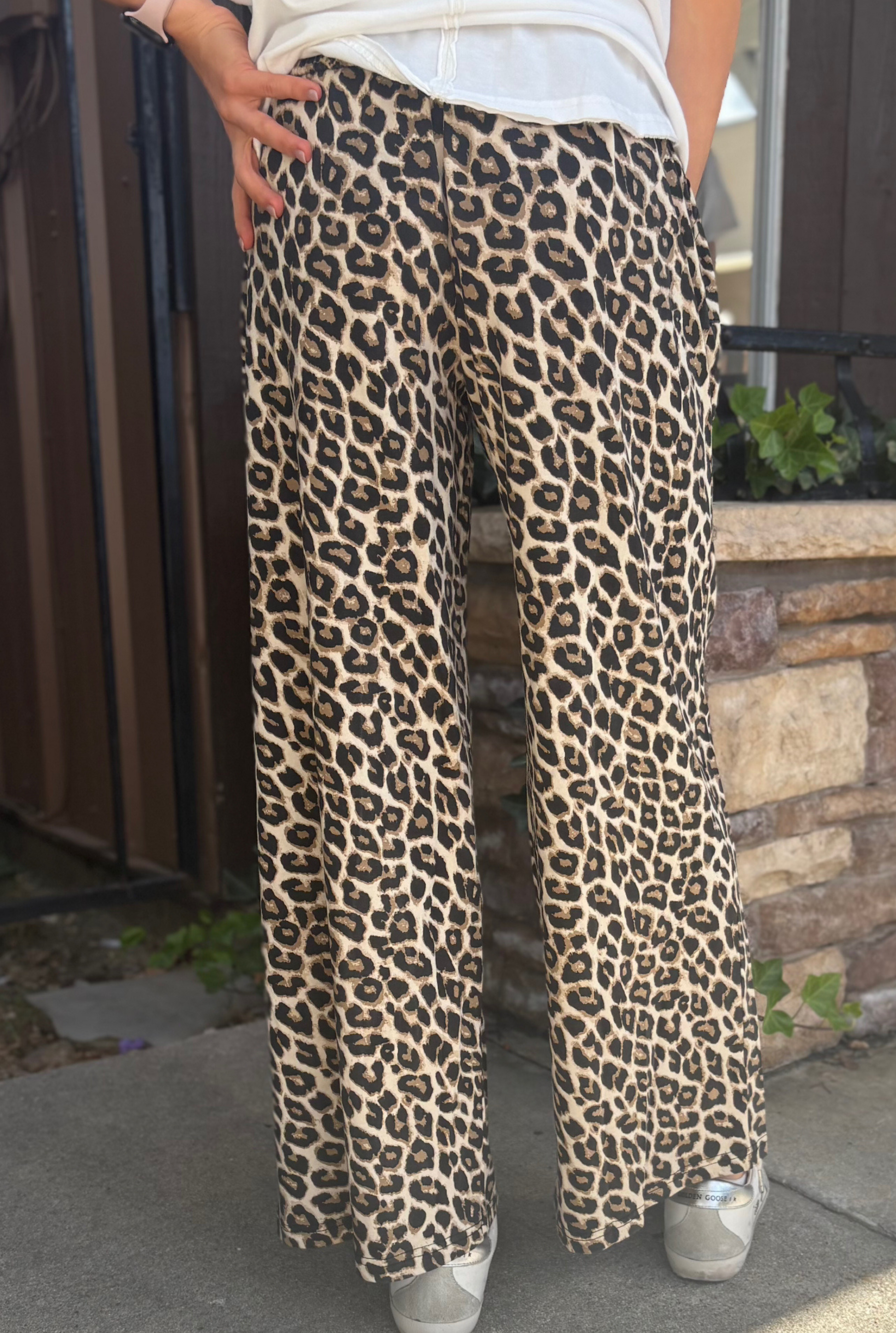 LEOPARD WIDE LEG PANTS