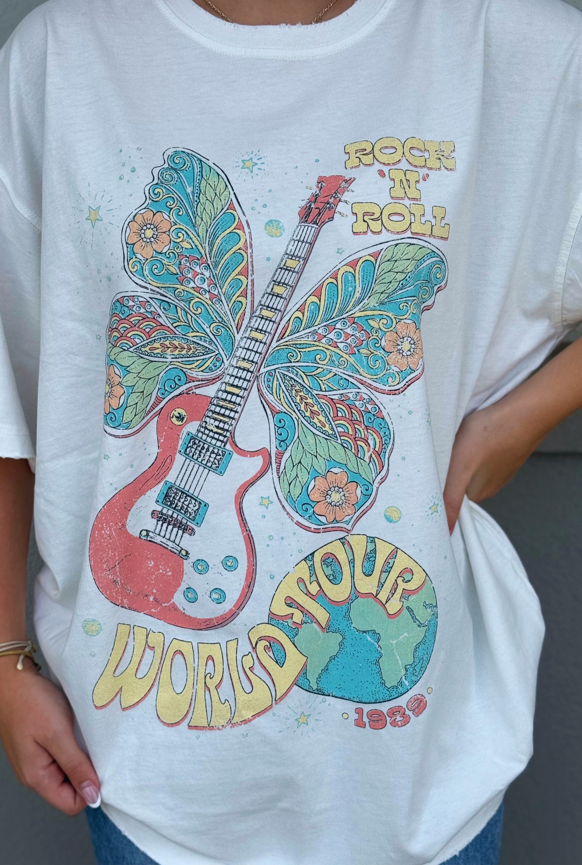 ROCK N ROLL WORLD TOUR BUTTERFLY GRAPHIC TEE