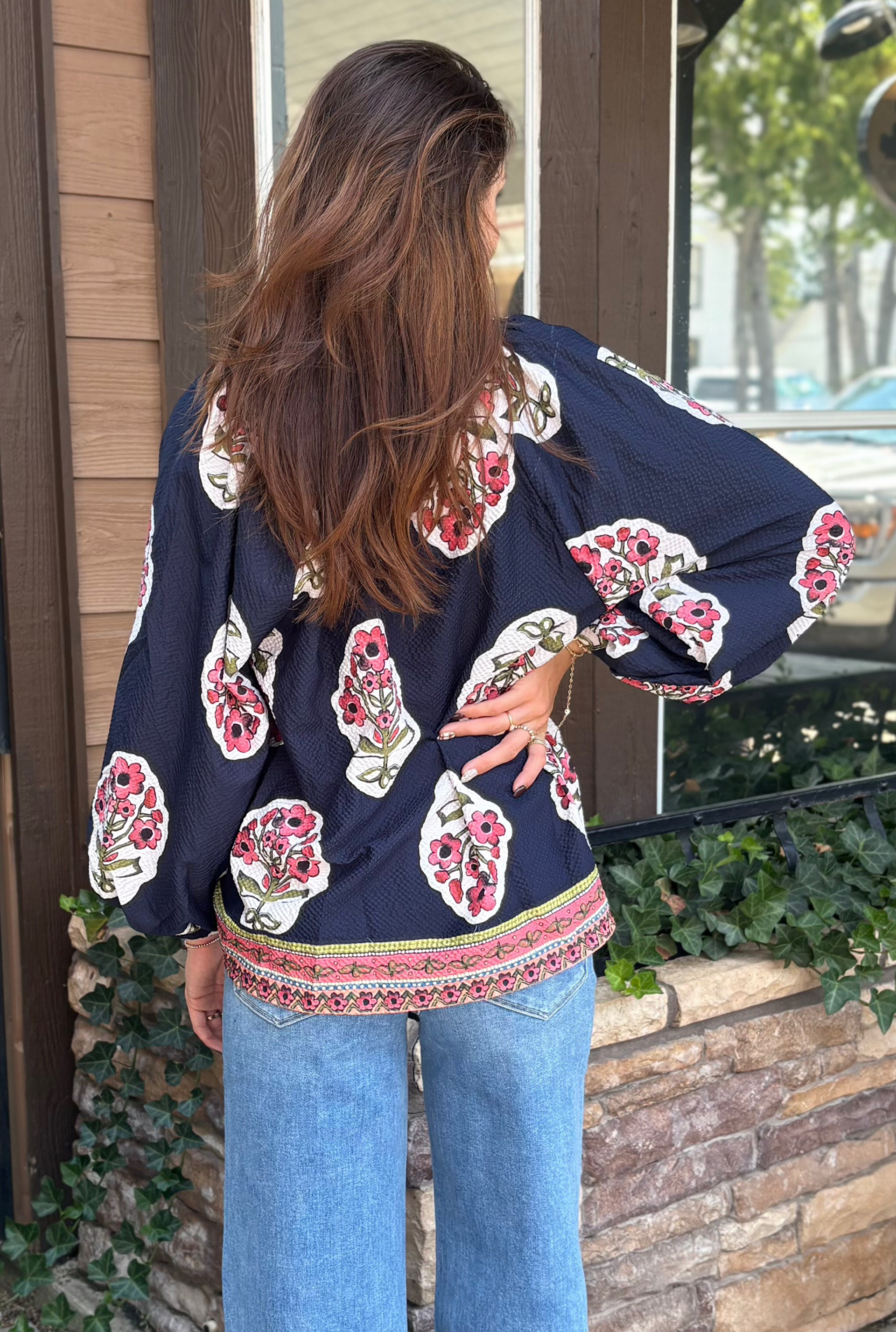 NAVY JOANN TOP