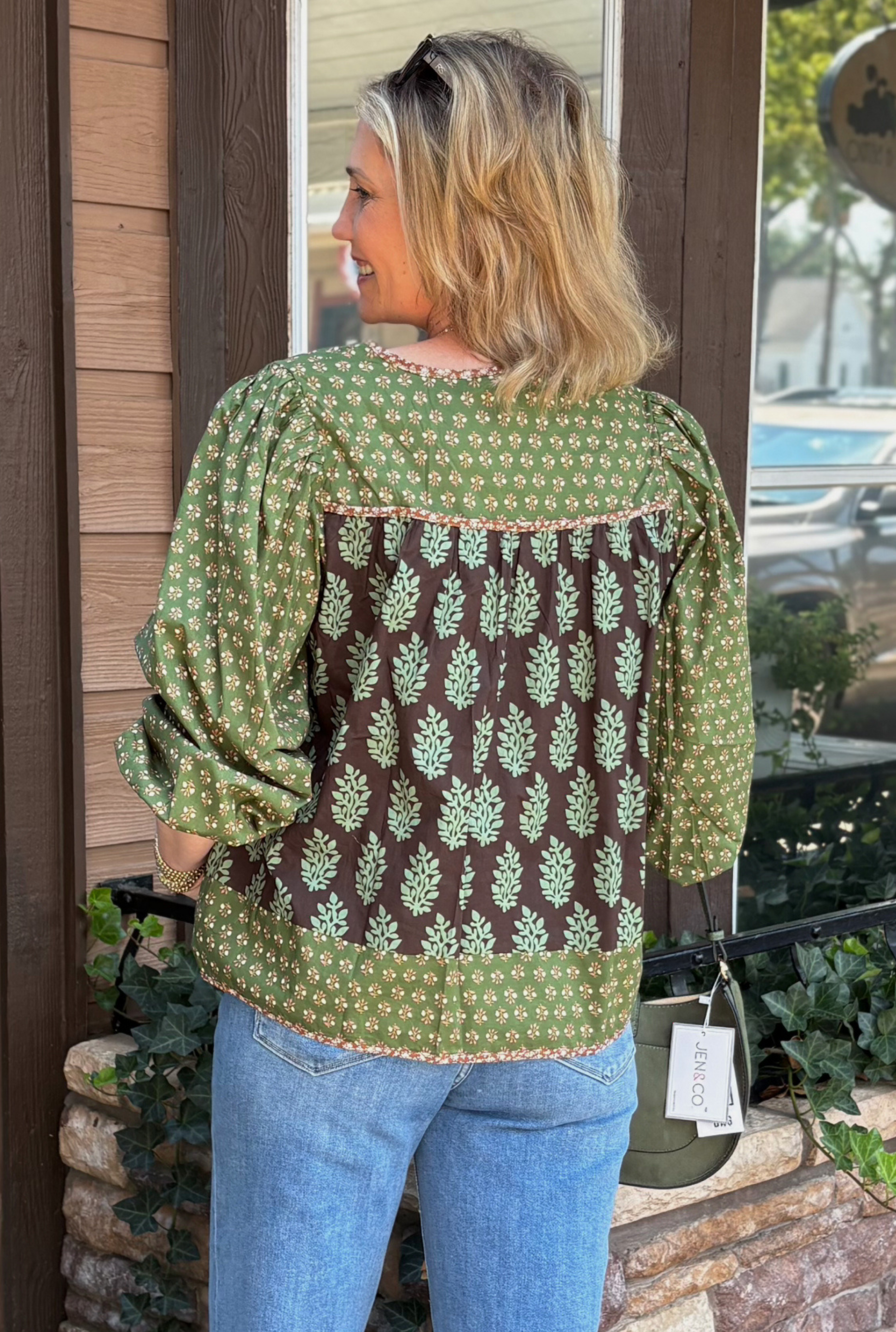 GREEN CHRISTY TOP