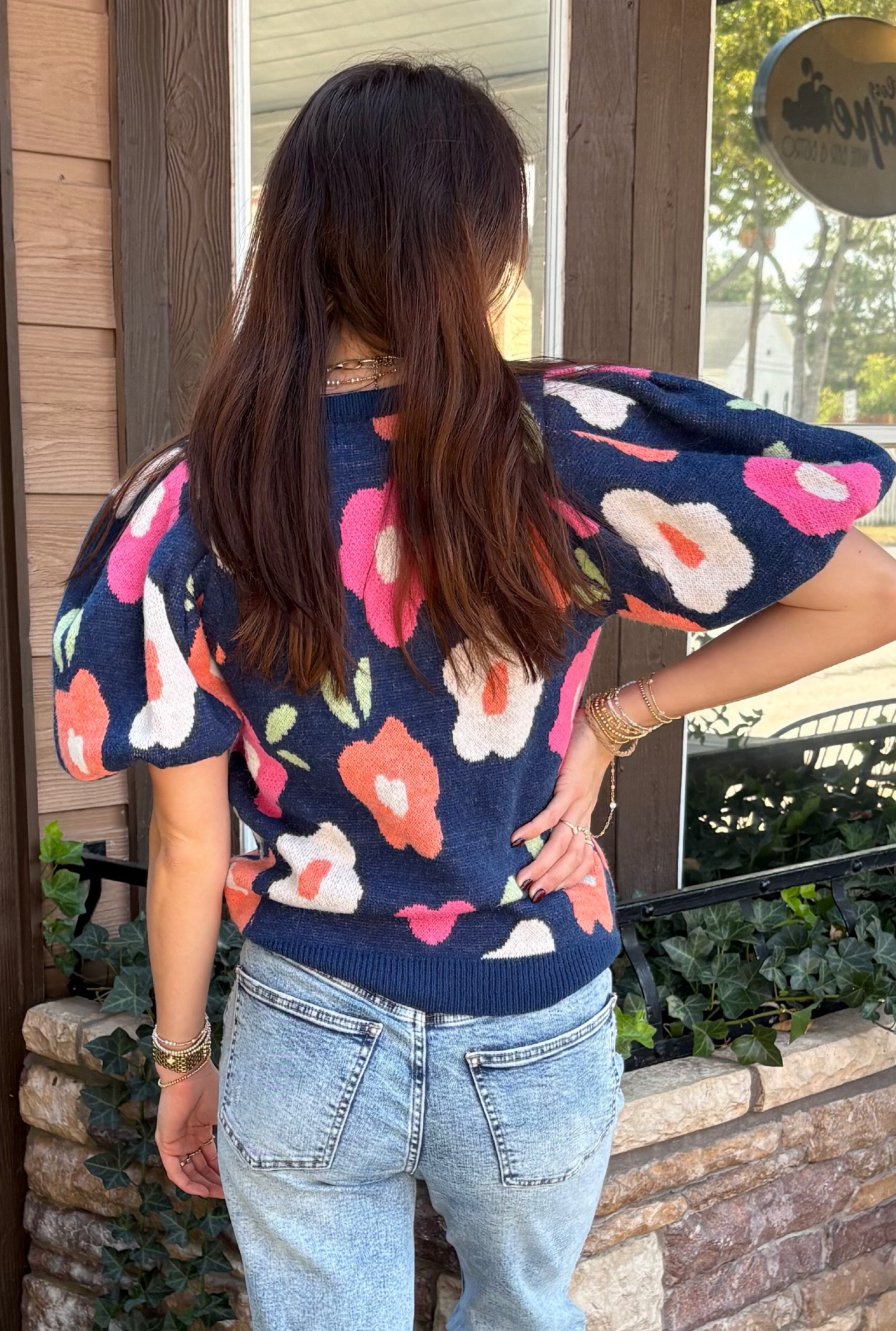 NAVY FRANNY FLORALS TOP