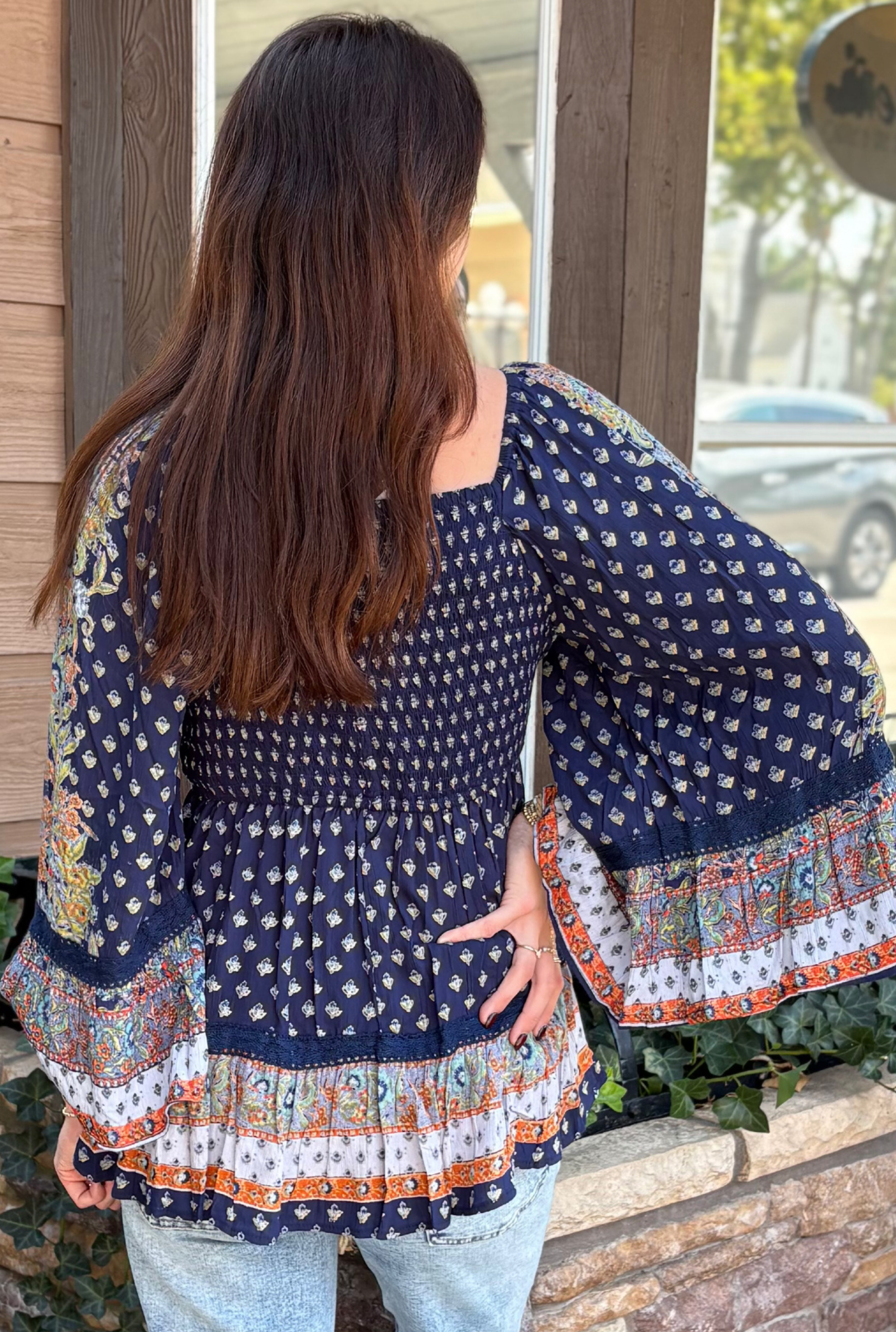 NAVY DONNA TOP