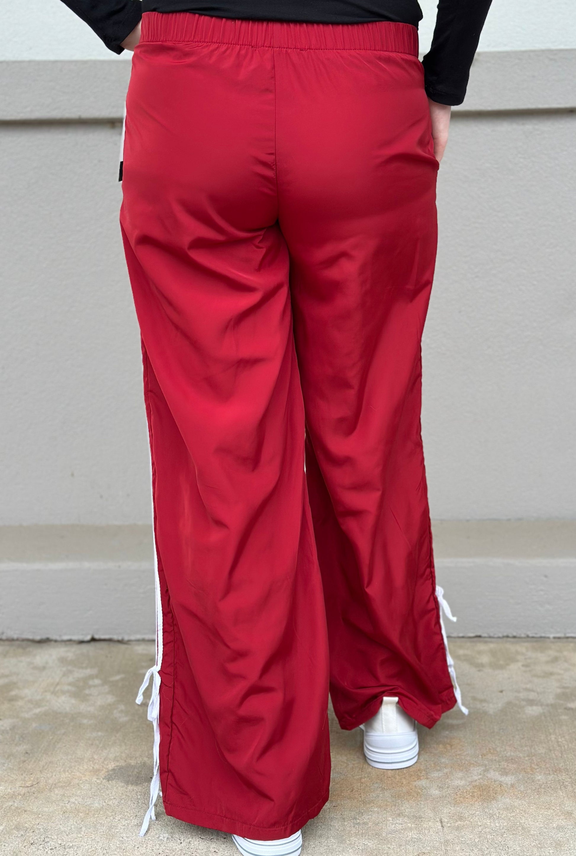 VINTAGE RED JOGGERS