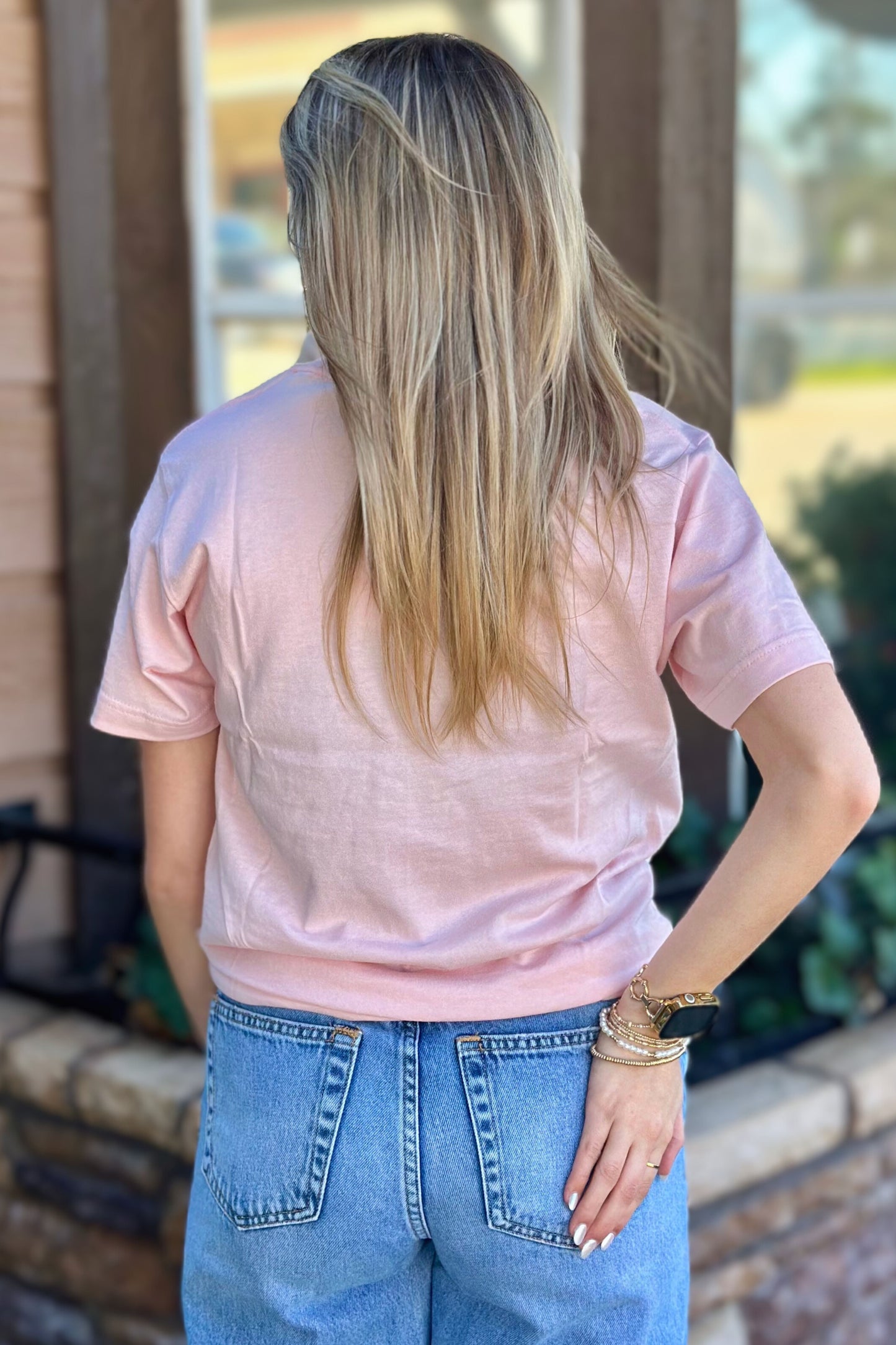 HEART EYES TEE