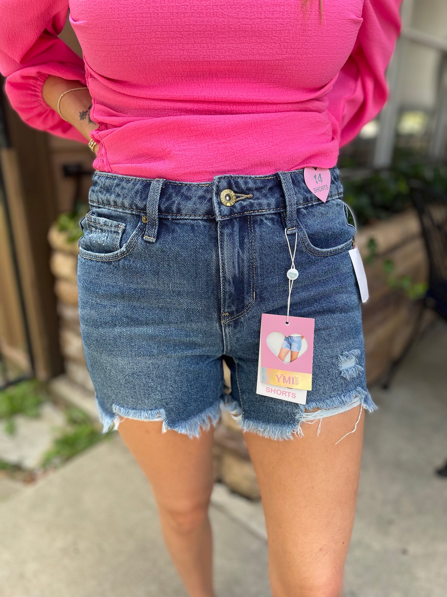 HYBRID FRAY SHORTS
