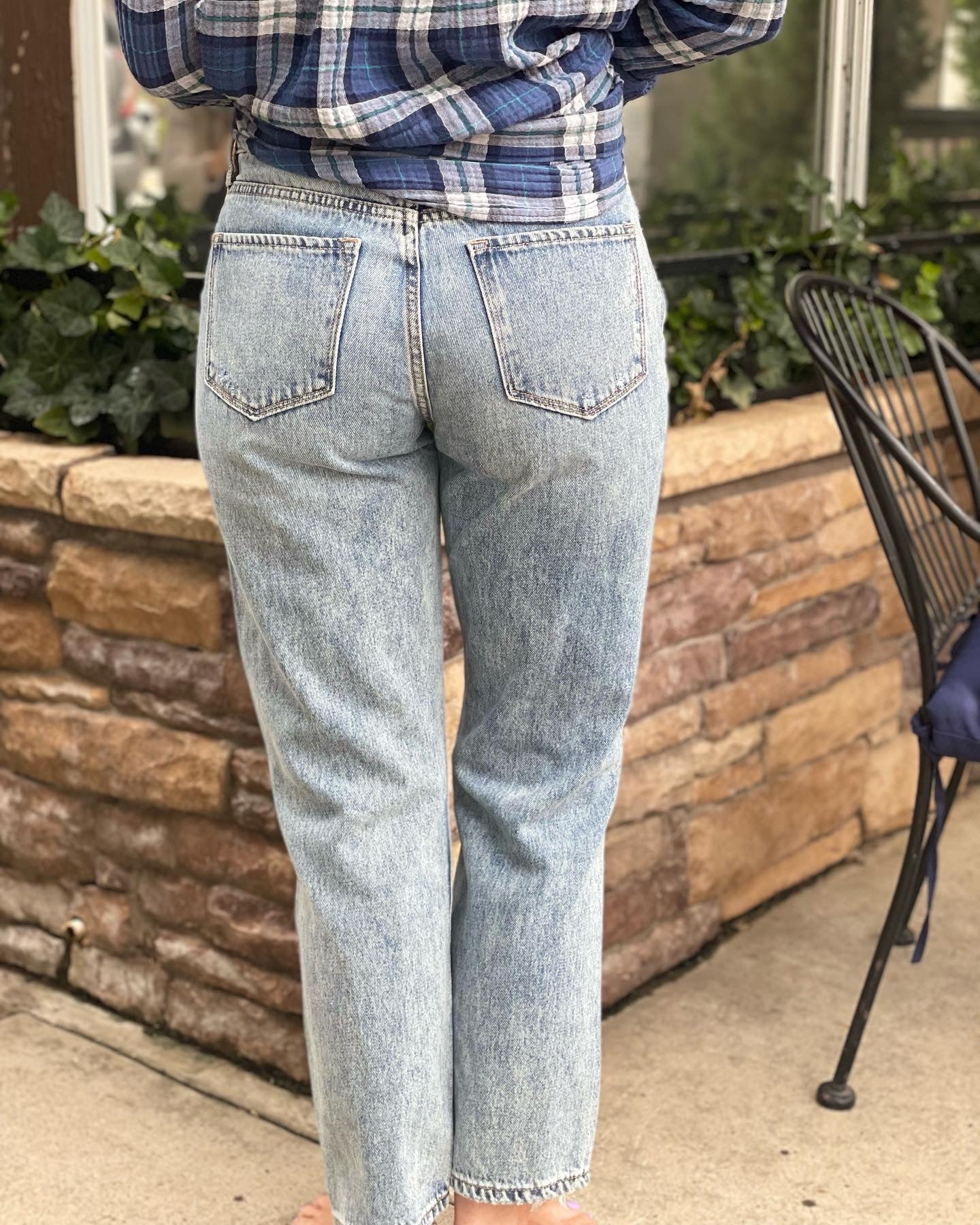 JODI SUPER HIGH RISE CROPPED STRAIGHT JEANS LAKE CITY