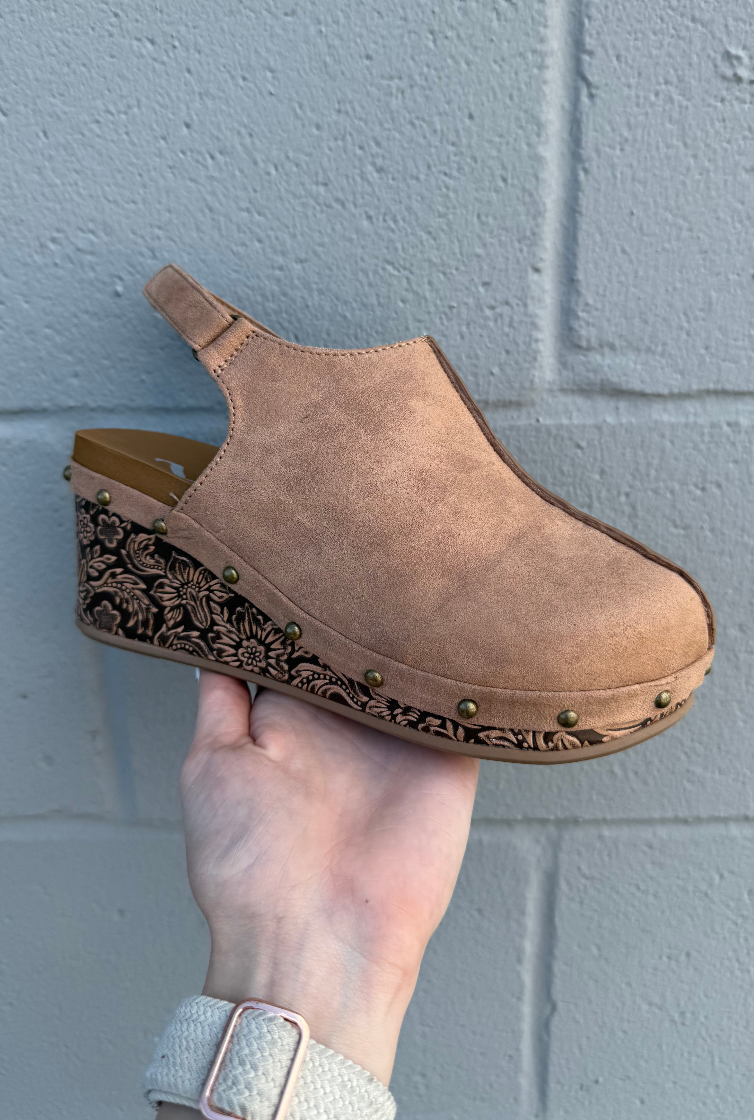 SHOES