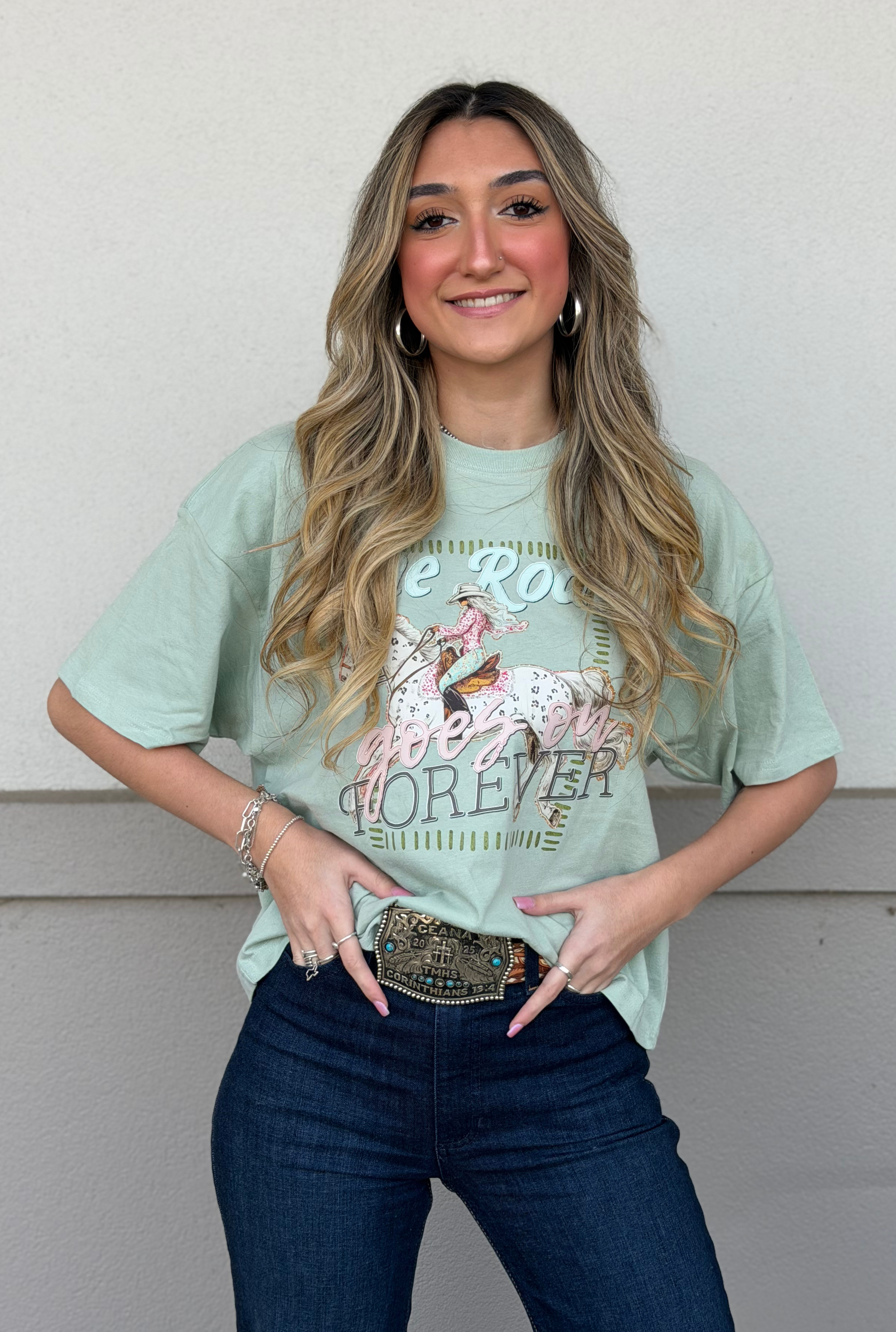 GRAPHIC TEES & SWEATSHIRTS