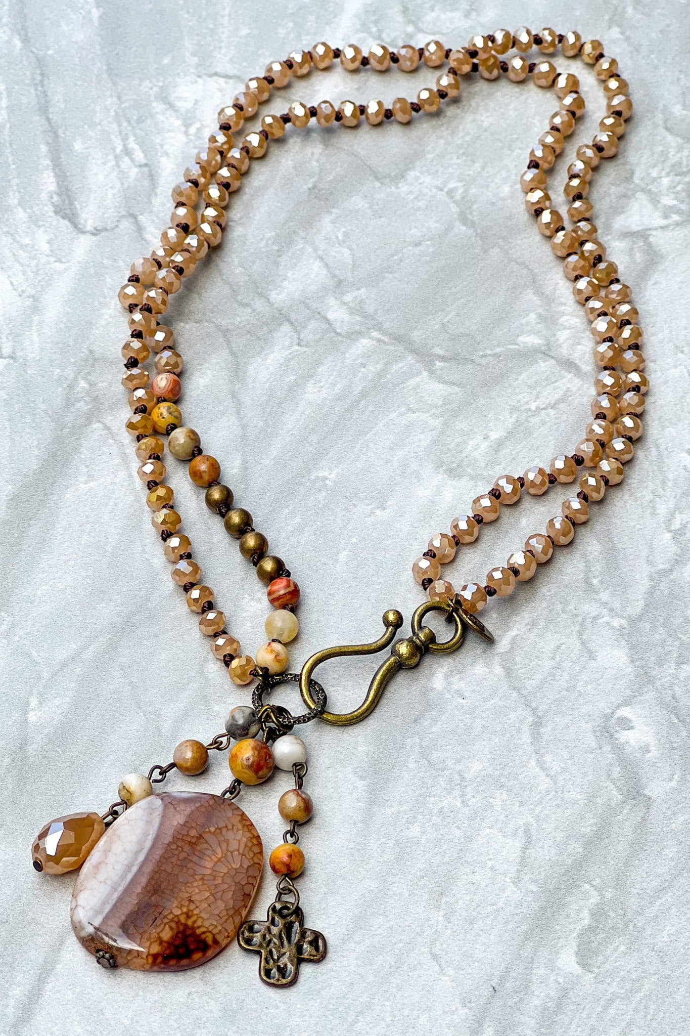 Gizelle Necklace Taupe Mix