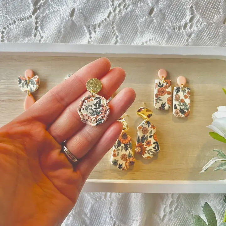 PEACH OCTAGON SPRING EARRINGS