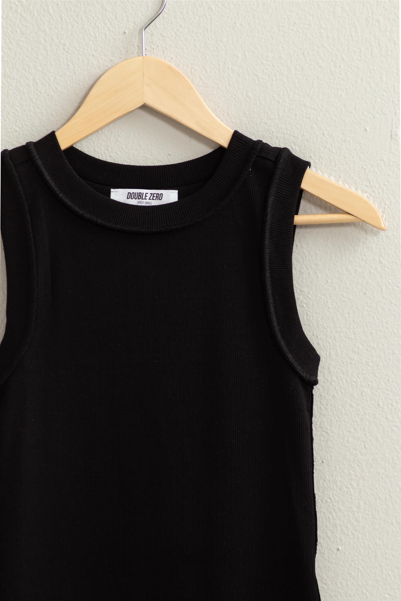 BLACK EVERYDAY TANK