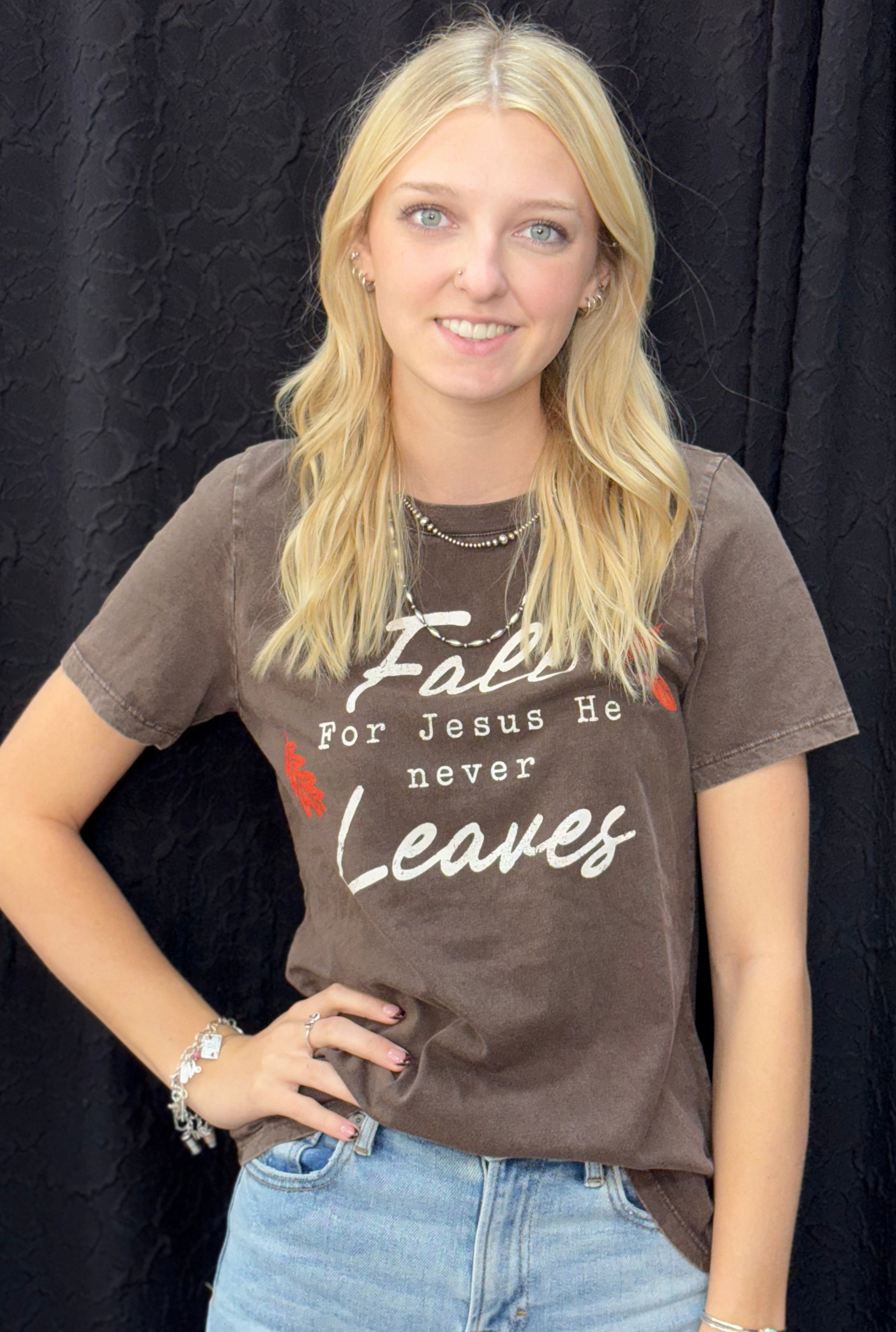 FALL LEAVES GRAPHIC TEE