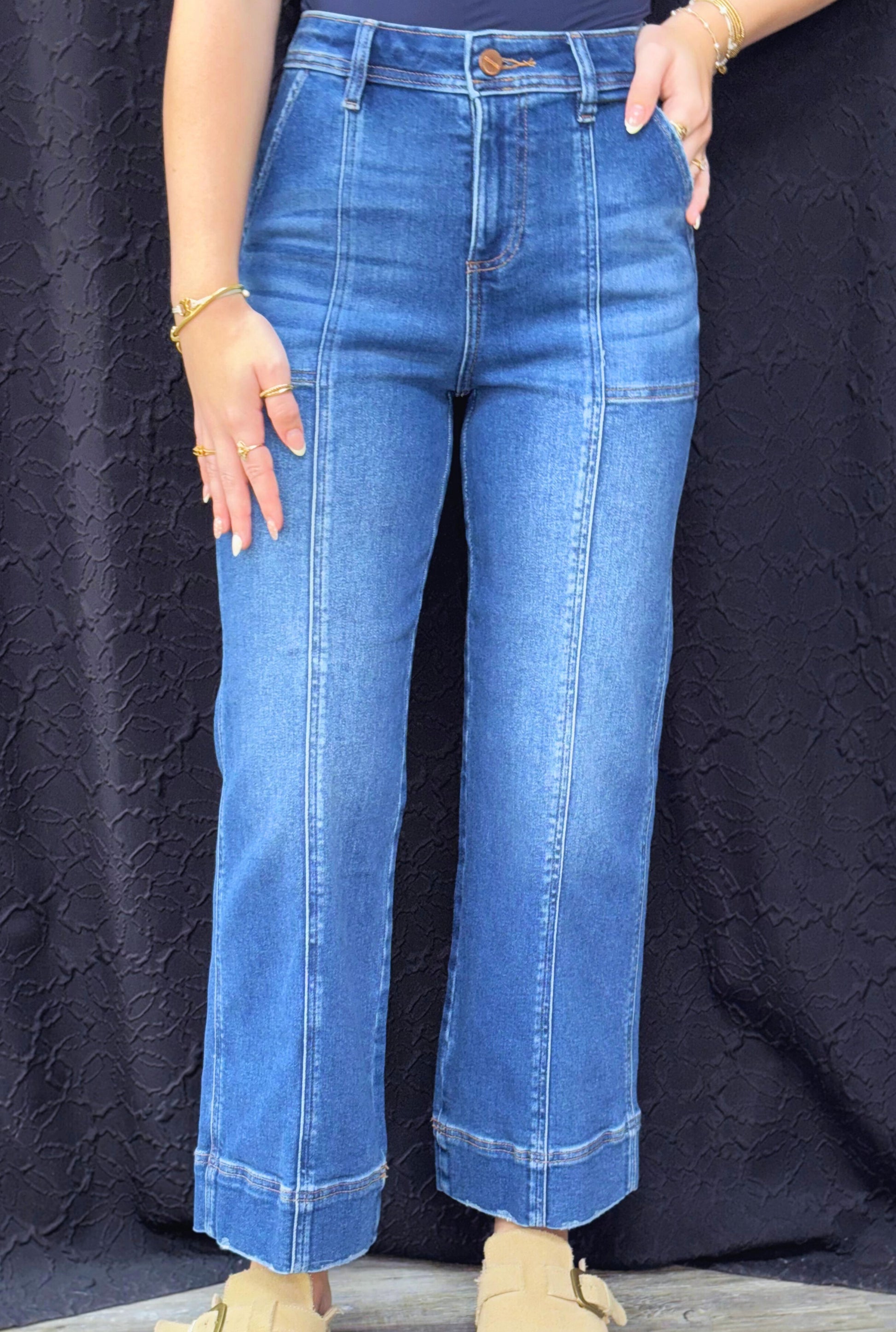 HIGH RISE CROP STRAIGHT FRONT SEAM DETAILED JEANS