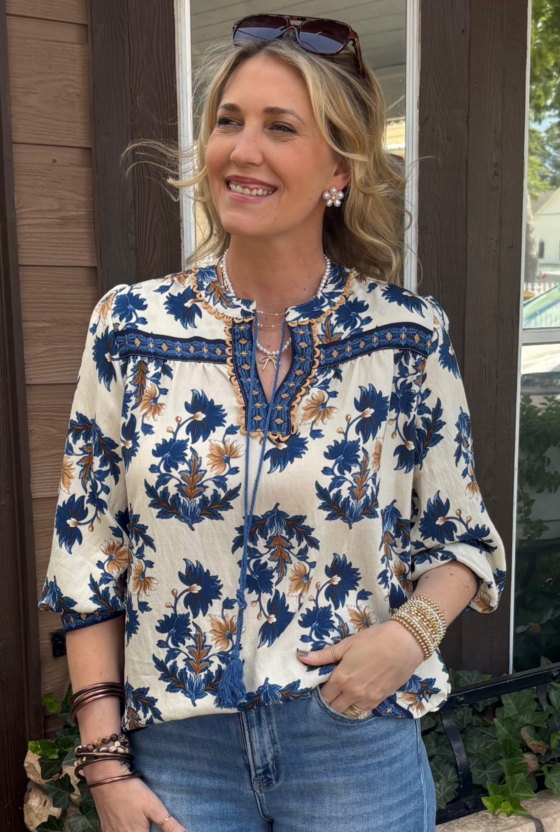 BLUE GIGI TOP