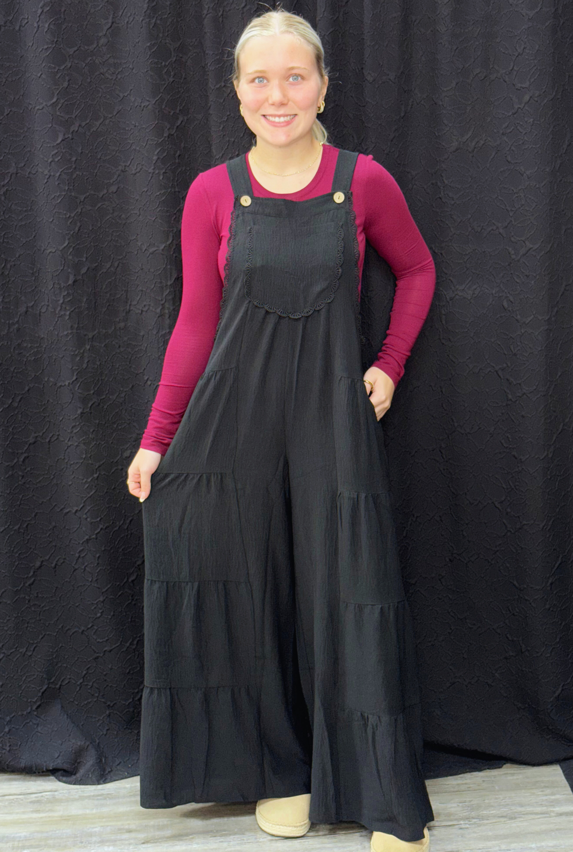 BLACK LACE JUMPSUIT