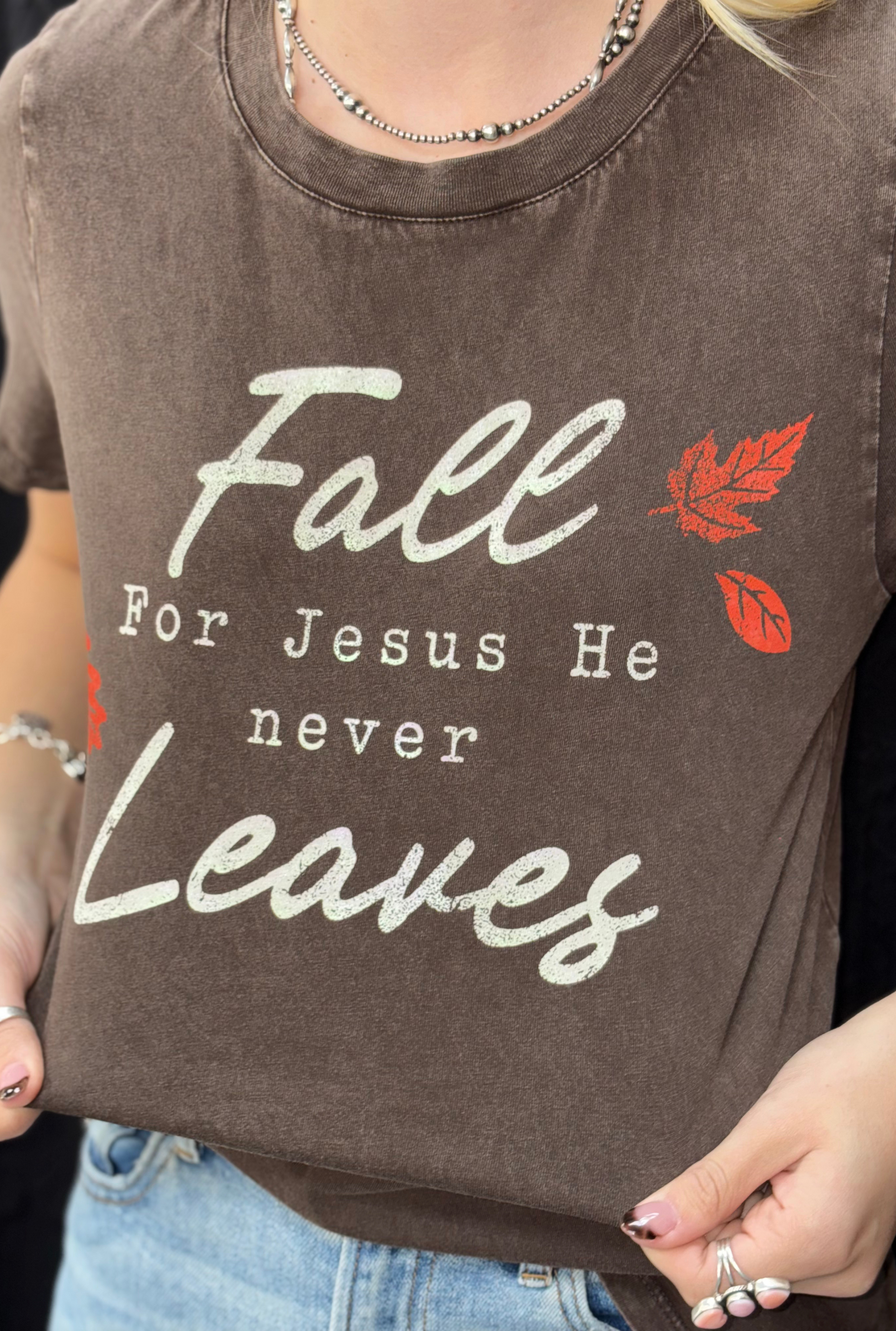 FALL LEAVES GRAPHIC TEE