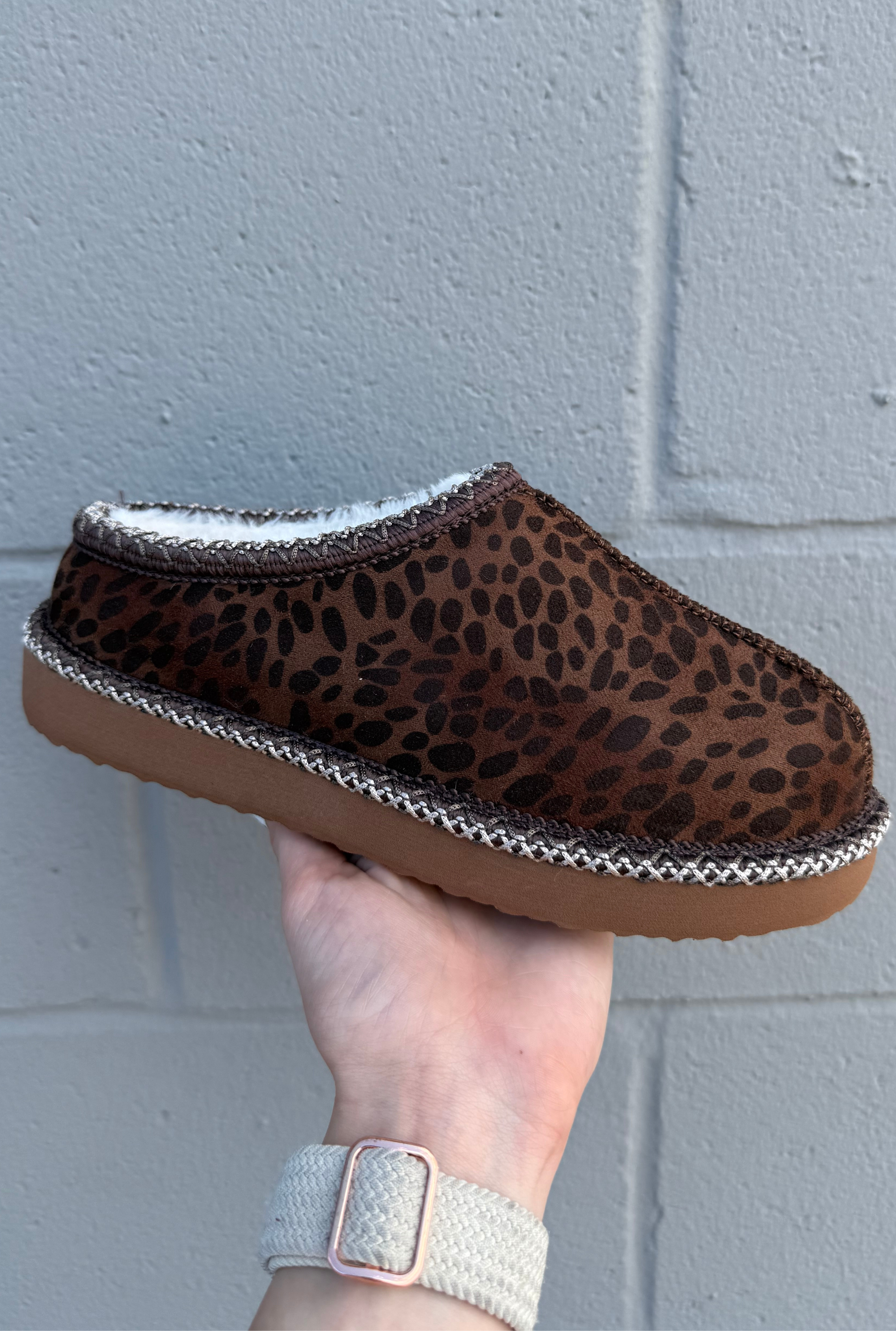 LEOPARD GEORGINA