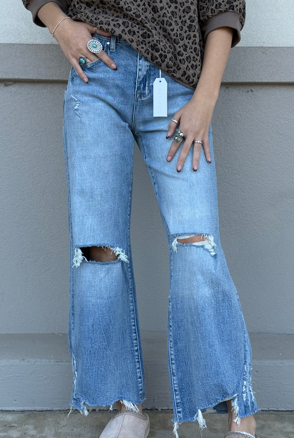 DISTRESSED HIGH RISE COMFORT VINTAGE FLARE JEANS