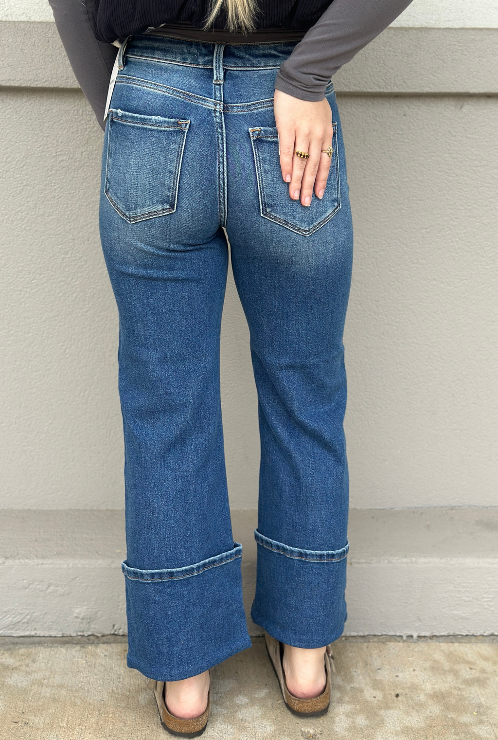 HIGH RISE CROPPED WIDE LEG JEANS WITH CUFF BUTTON DETAIL JEANS