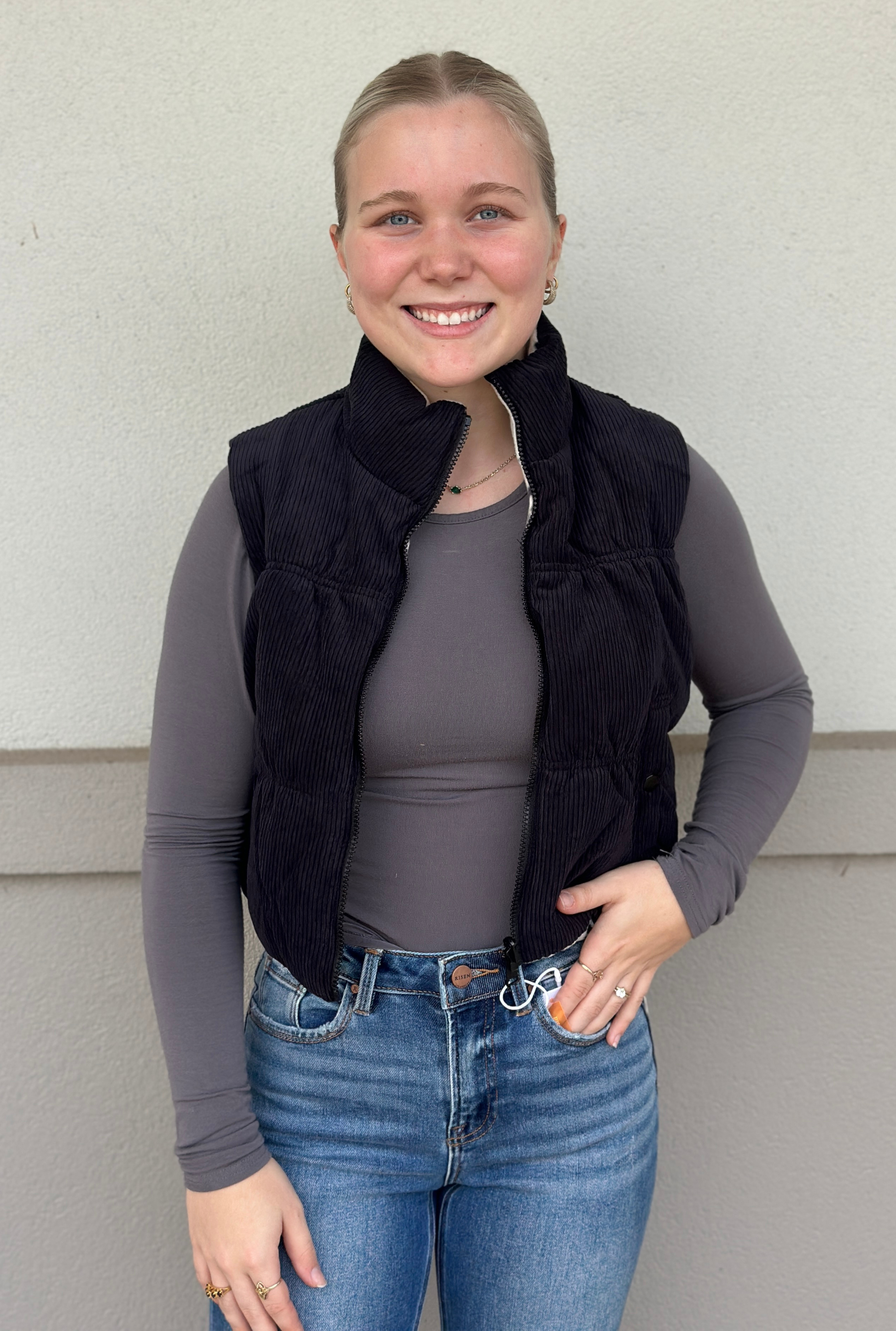 BLACK AZTEC REVERSIBLE PUFFER