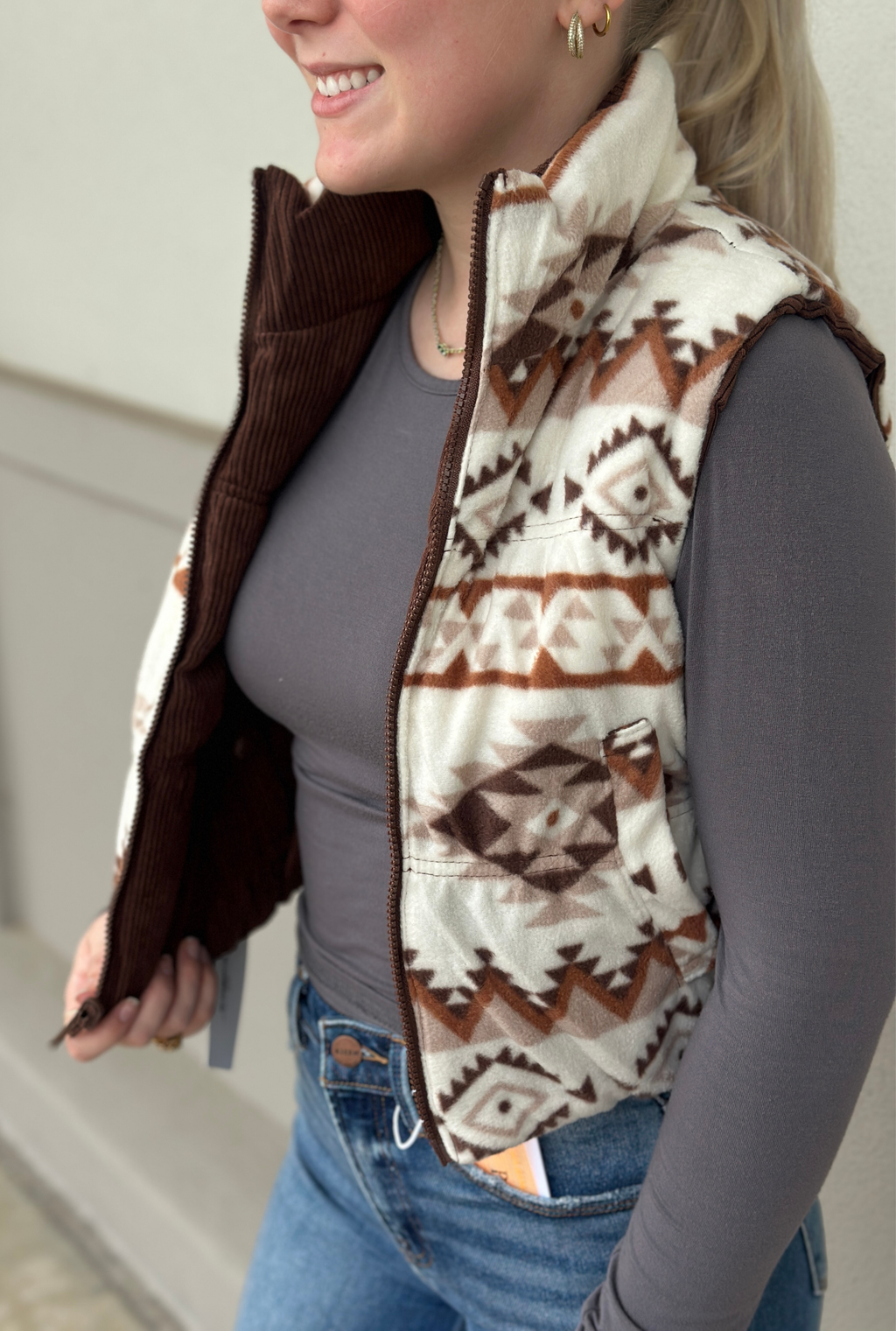 BROWN AZTEC REVERSIBLE PUFFER