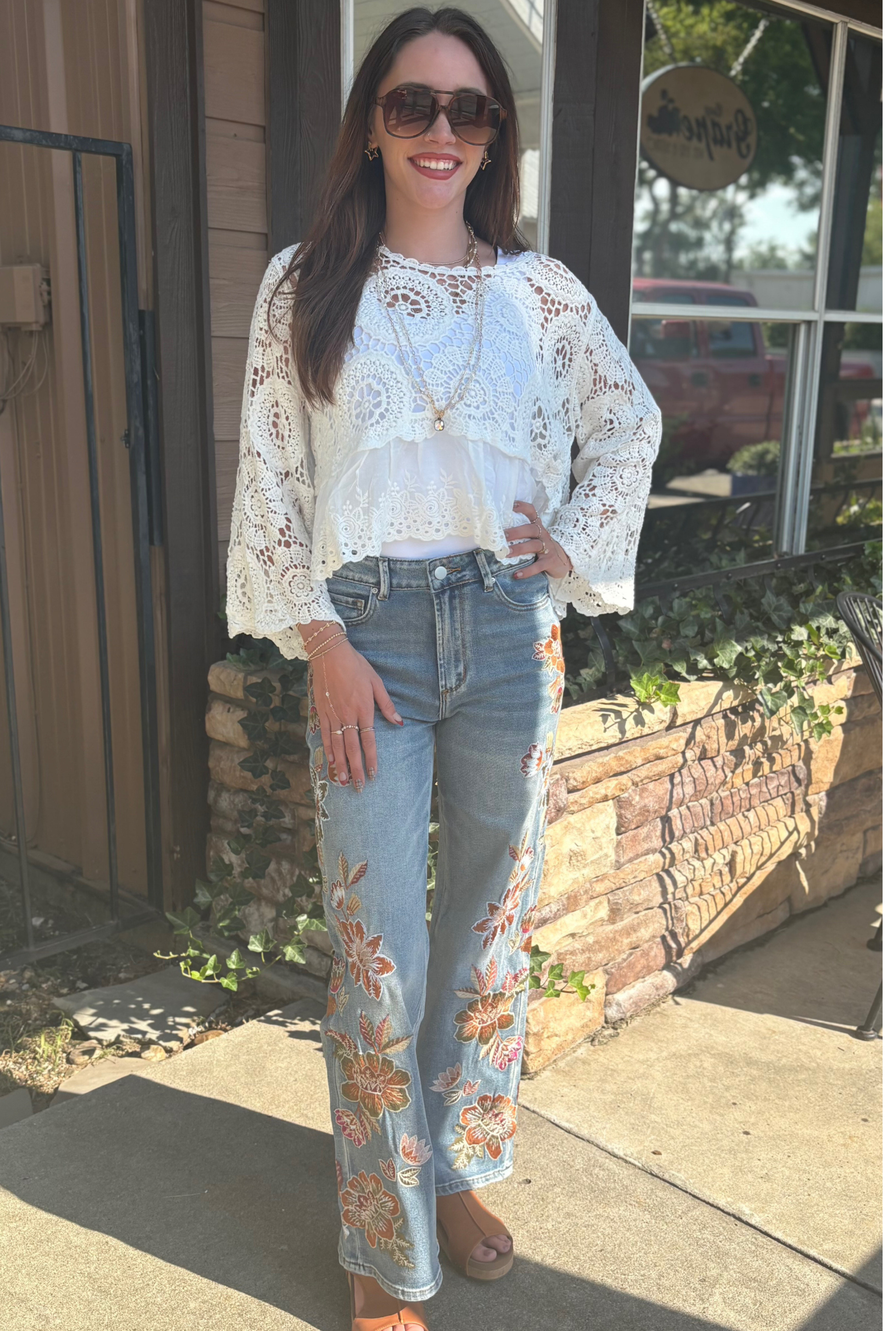 HIGH RISE FLARE EMBROIDERED JEANS