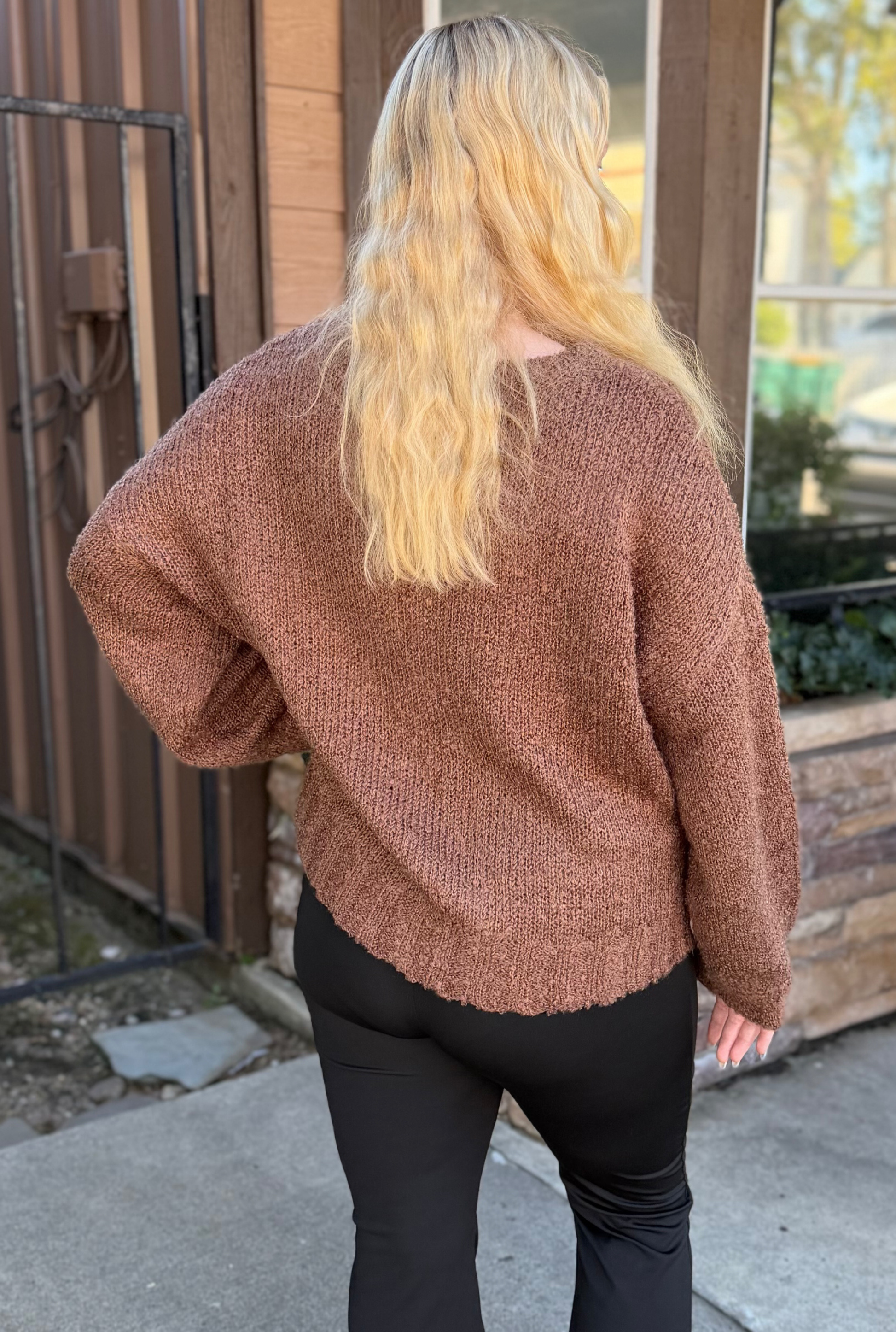 TEXAS CHUNKY KNIT LONG SLEEVE PULLOVER SWEATER