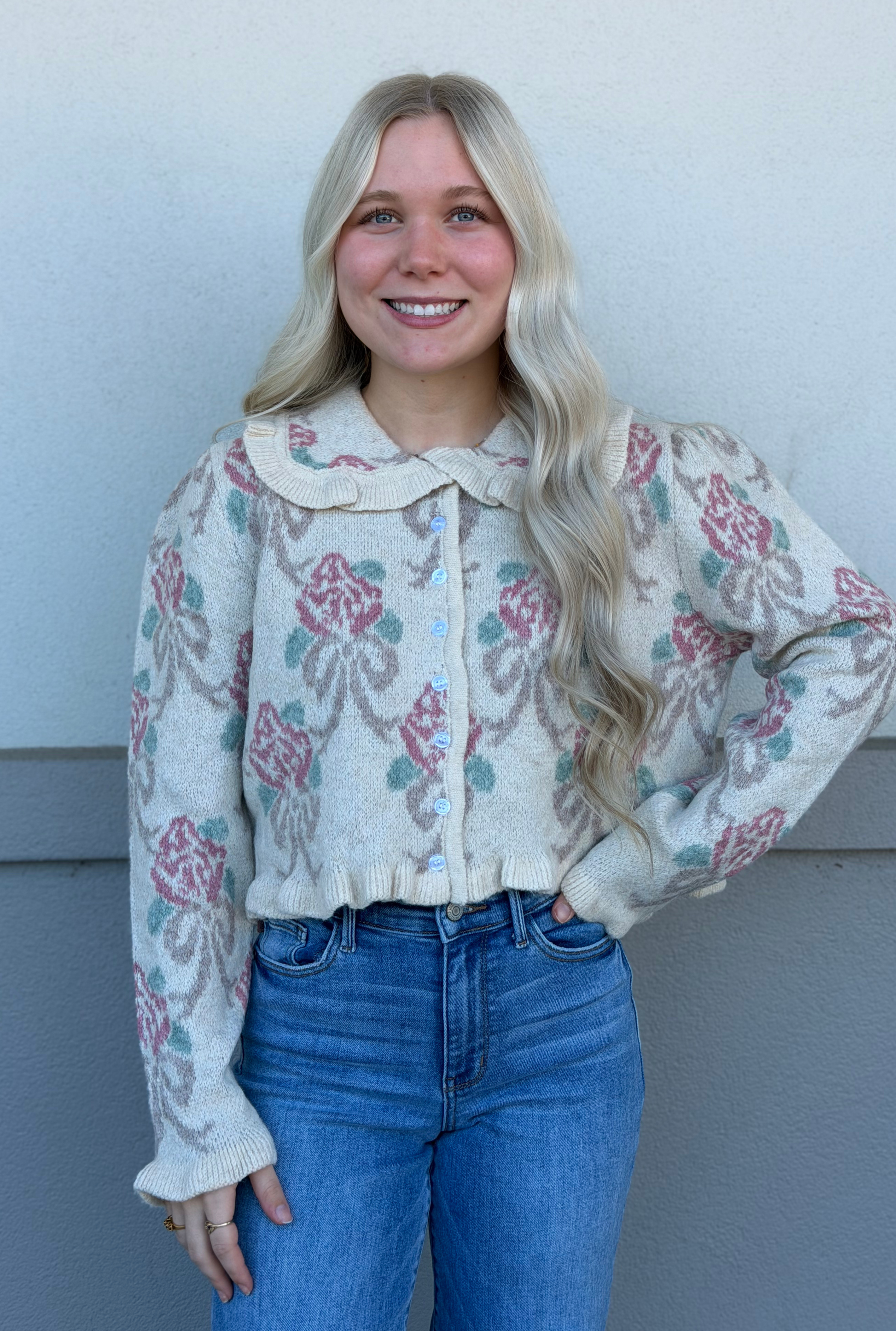 CREAM FLORAL PATTERNED SWEATER CARDIGAN