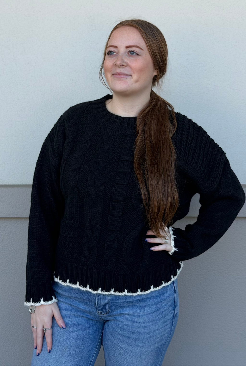 BLACK CABLE KNIT SWEATER