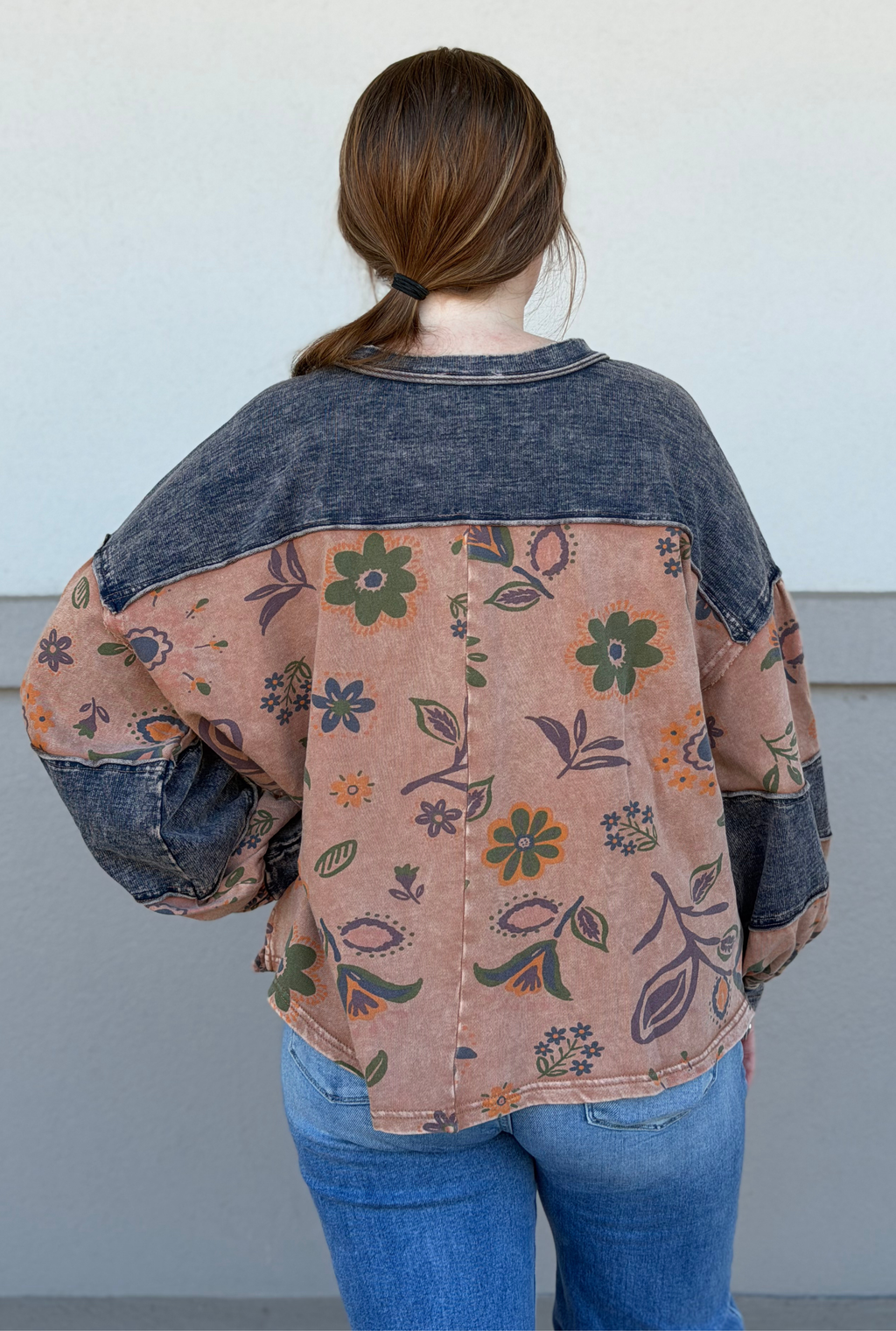 LORAL PRINT WASHED TERRY HENLEY TOP