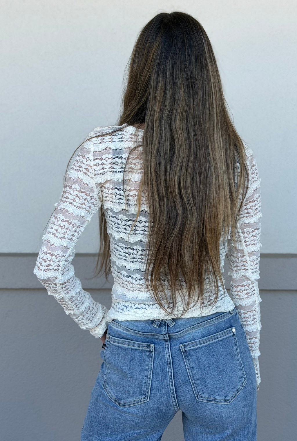 CREAM RUFFLES DETAIL FLOWER LACE TOP