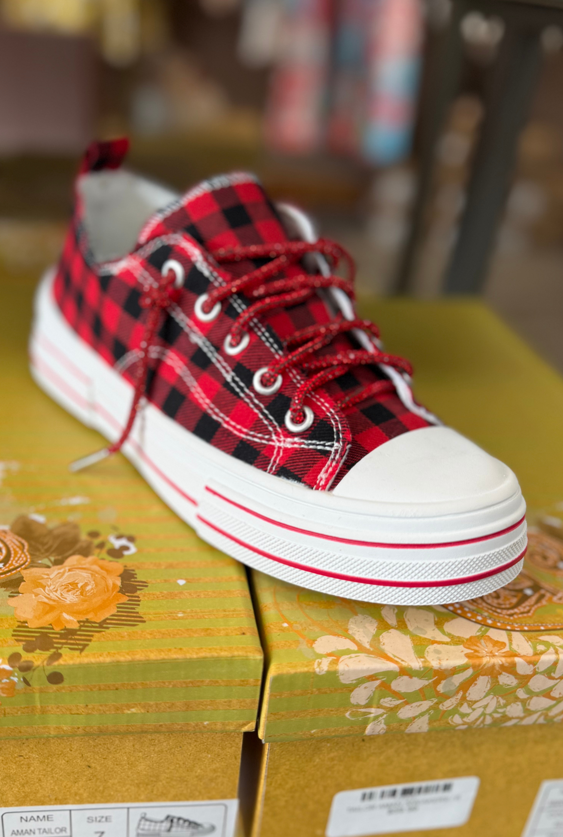 TAILOR AMAN SNEAKERS
