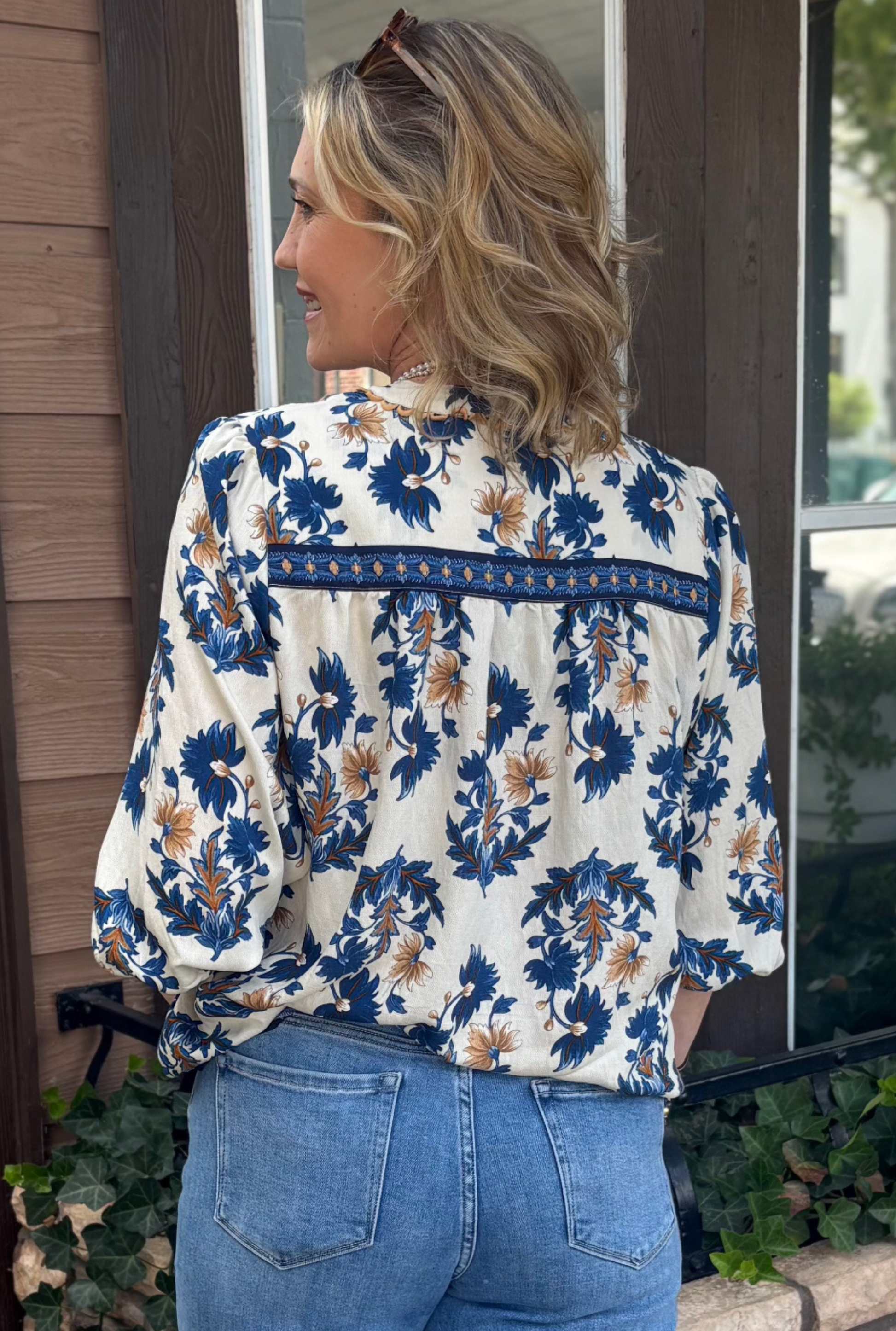BLUE GIGI TOP