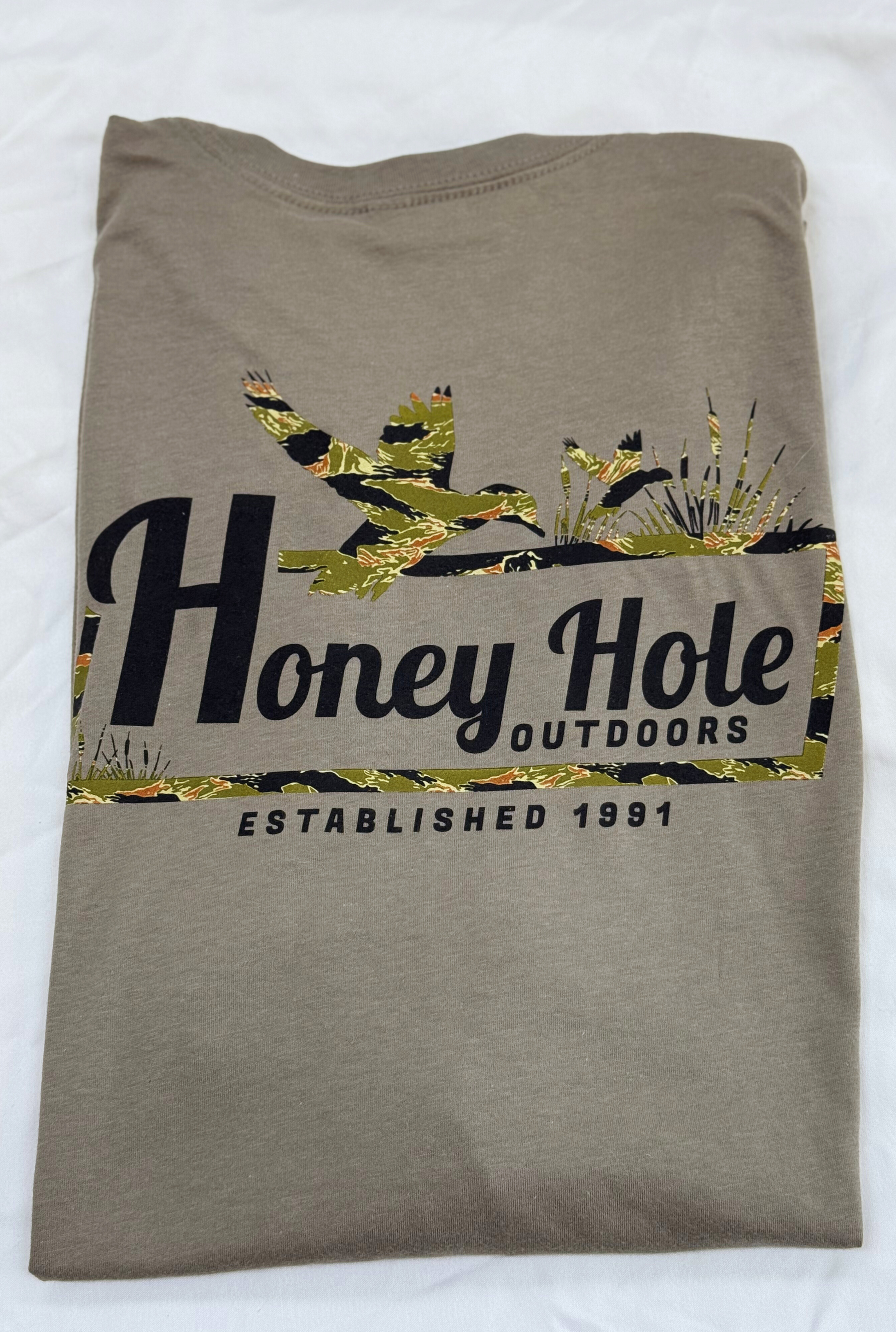 Short Sleeve - Duck Hole - Warm Grey