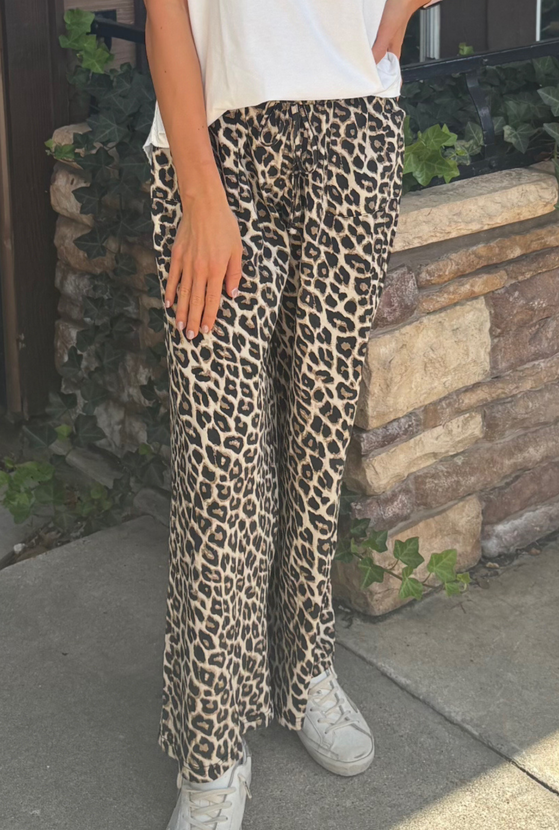 LEOPARD WIDE LEG PANTS