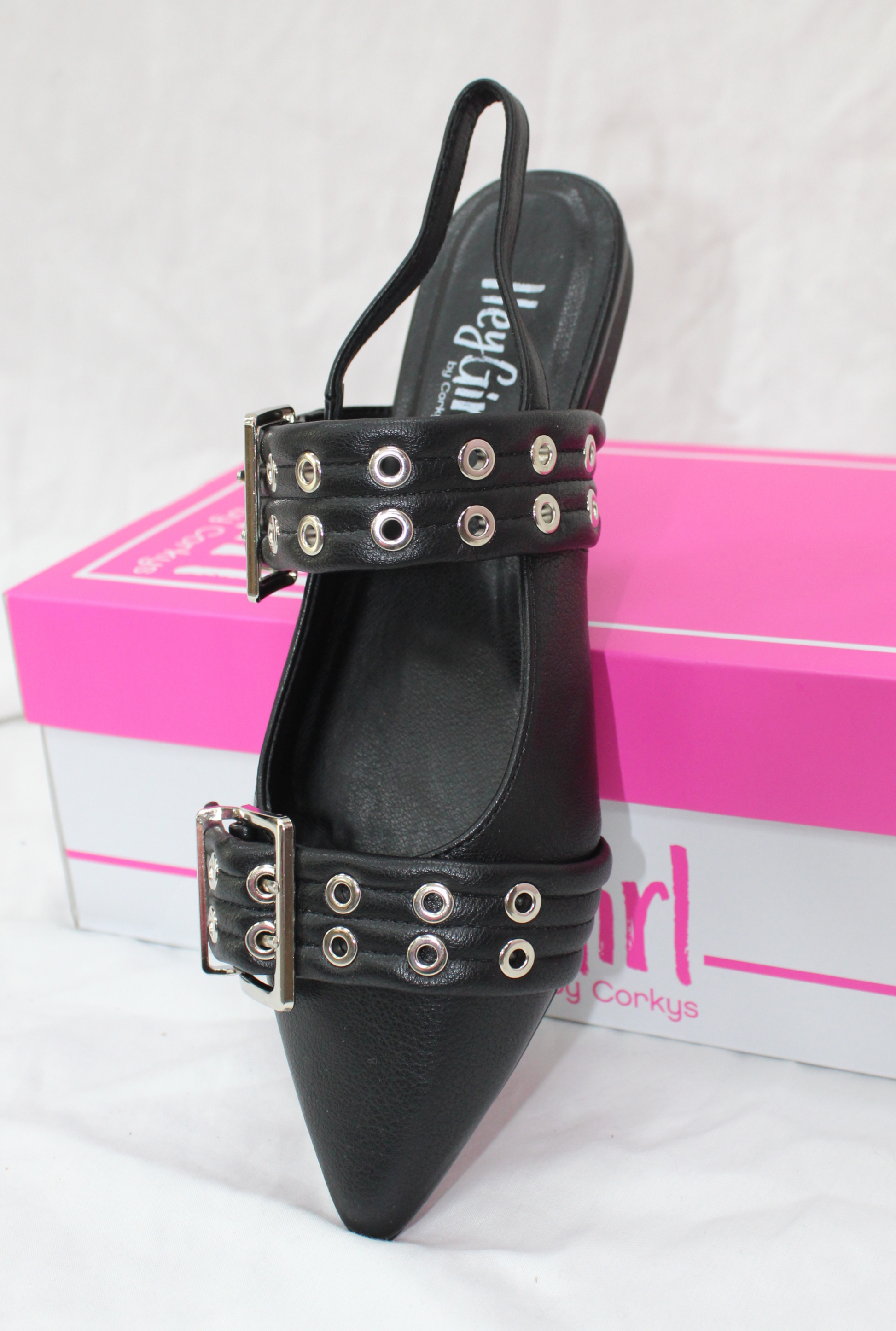 BLACK ON THE PROWL SANDALS