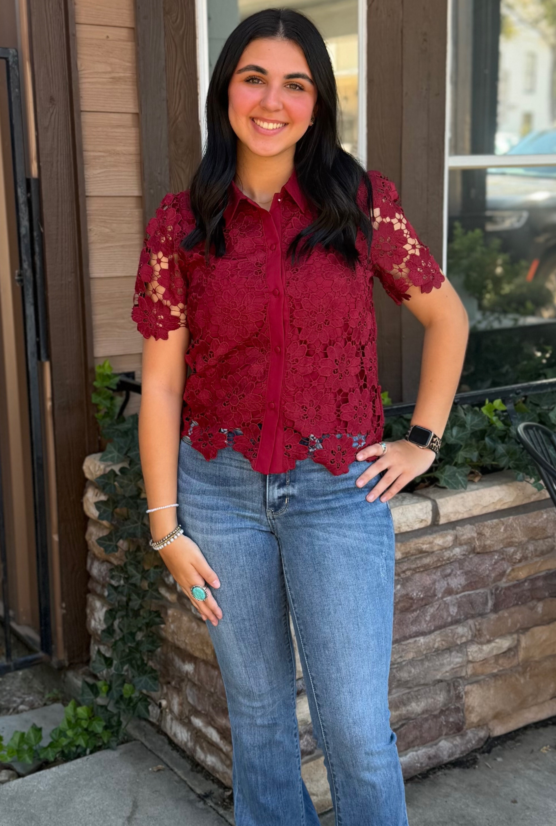 LILLY LACE EYELET TOP