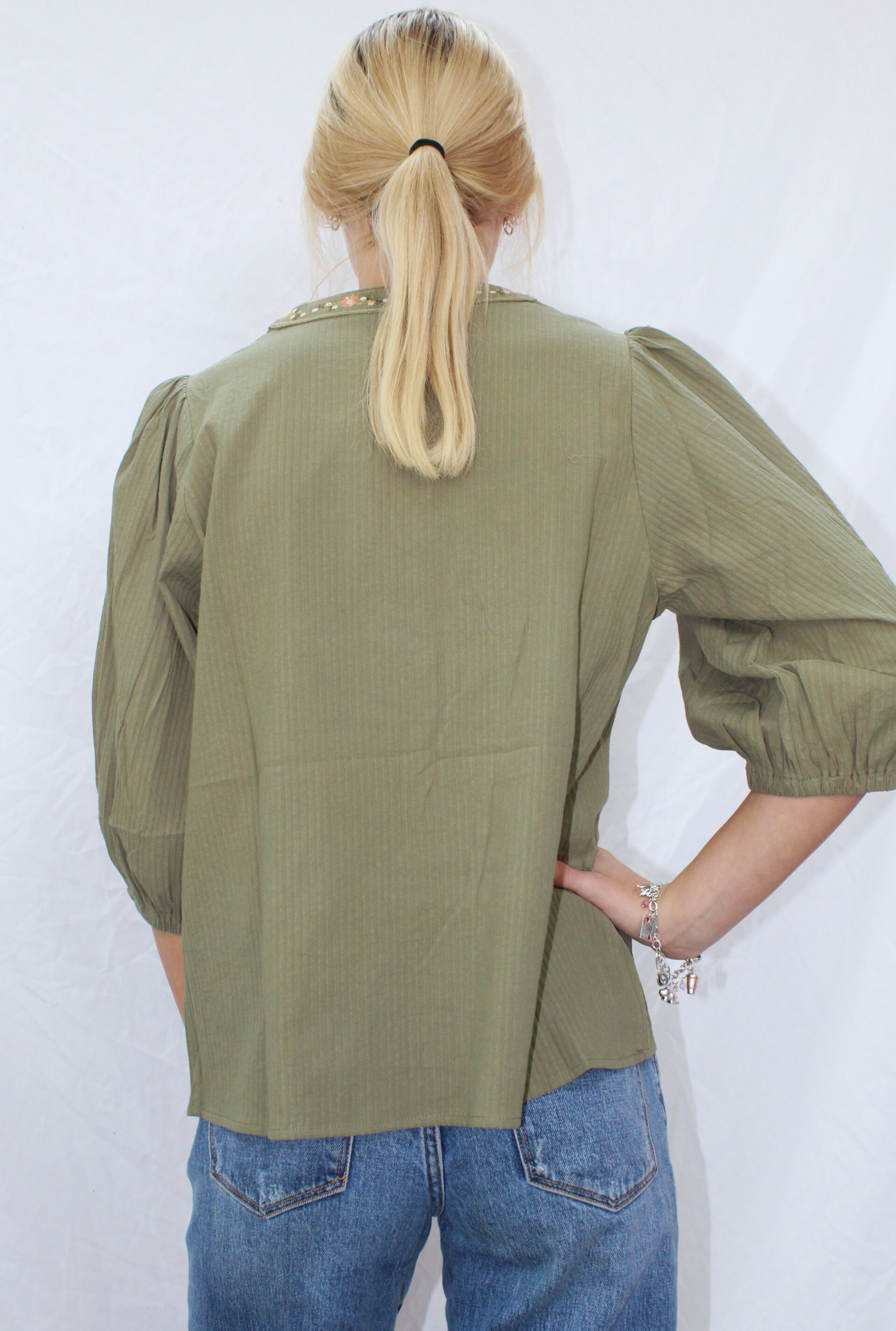 OLIVE HOLLY TOP