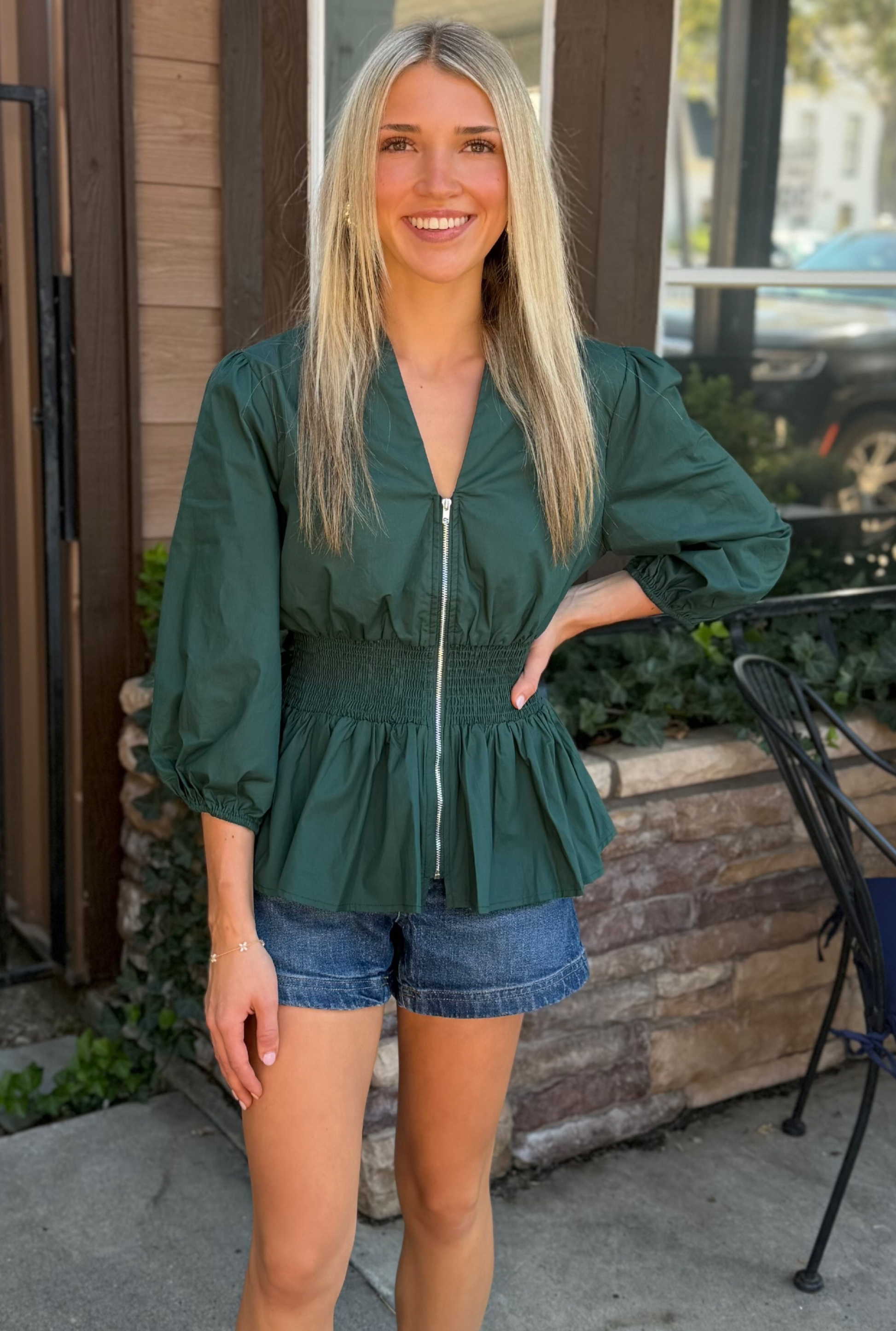 GREEN HOLLY TOP