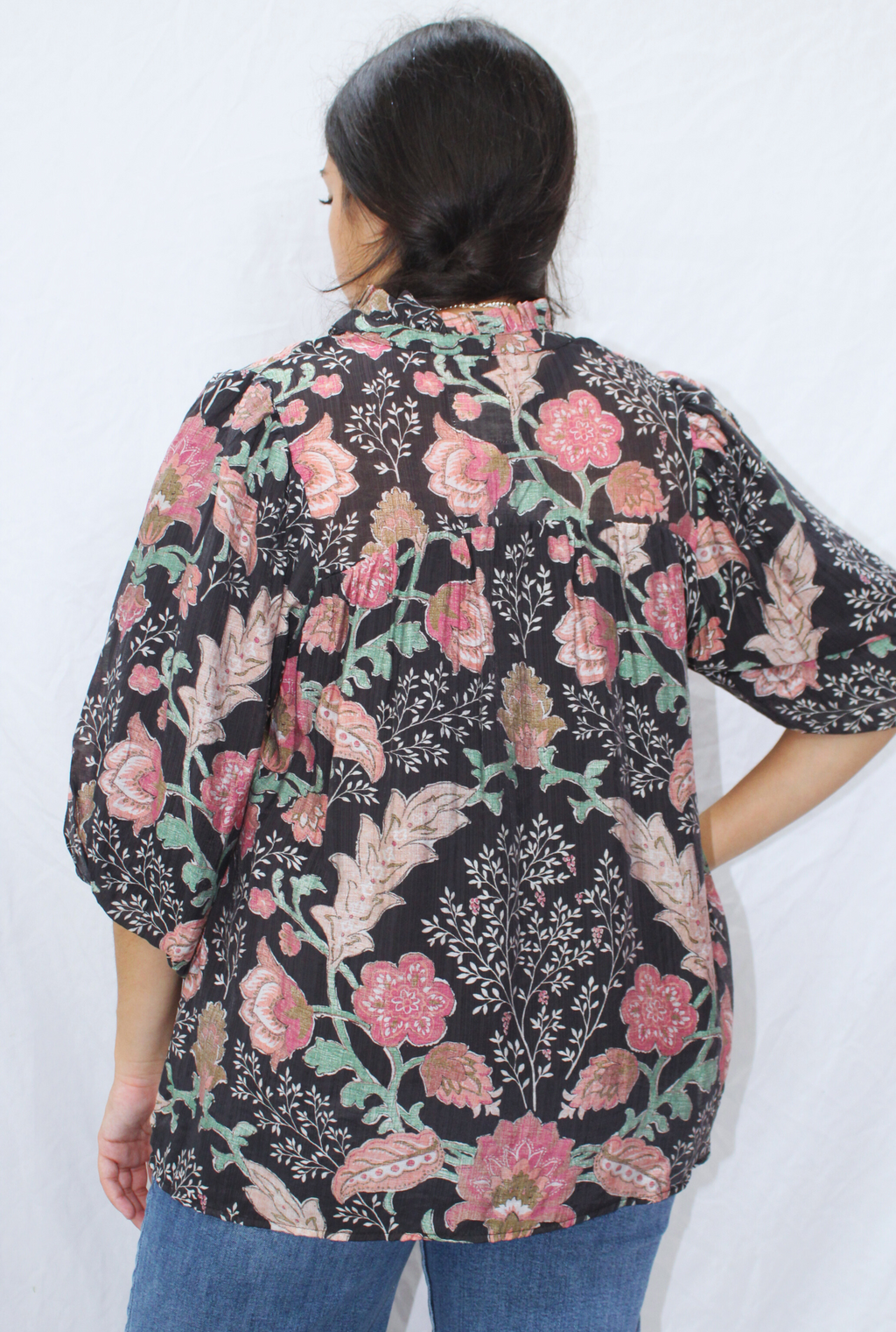 BLACK FLORAL BOHO TOP