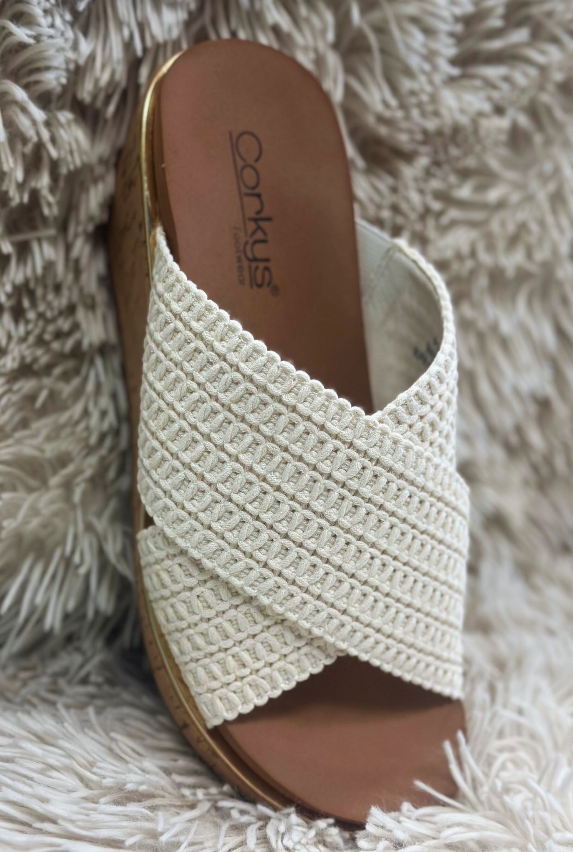 IVORY PEACE OUT WEDGES