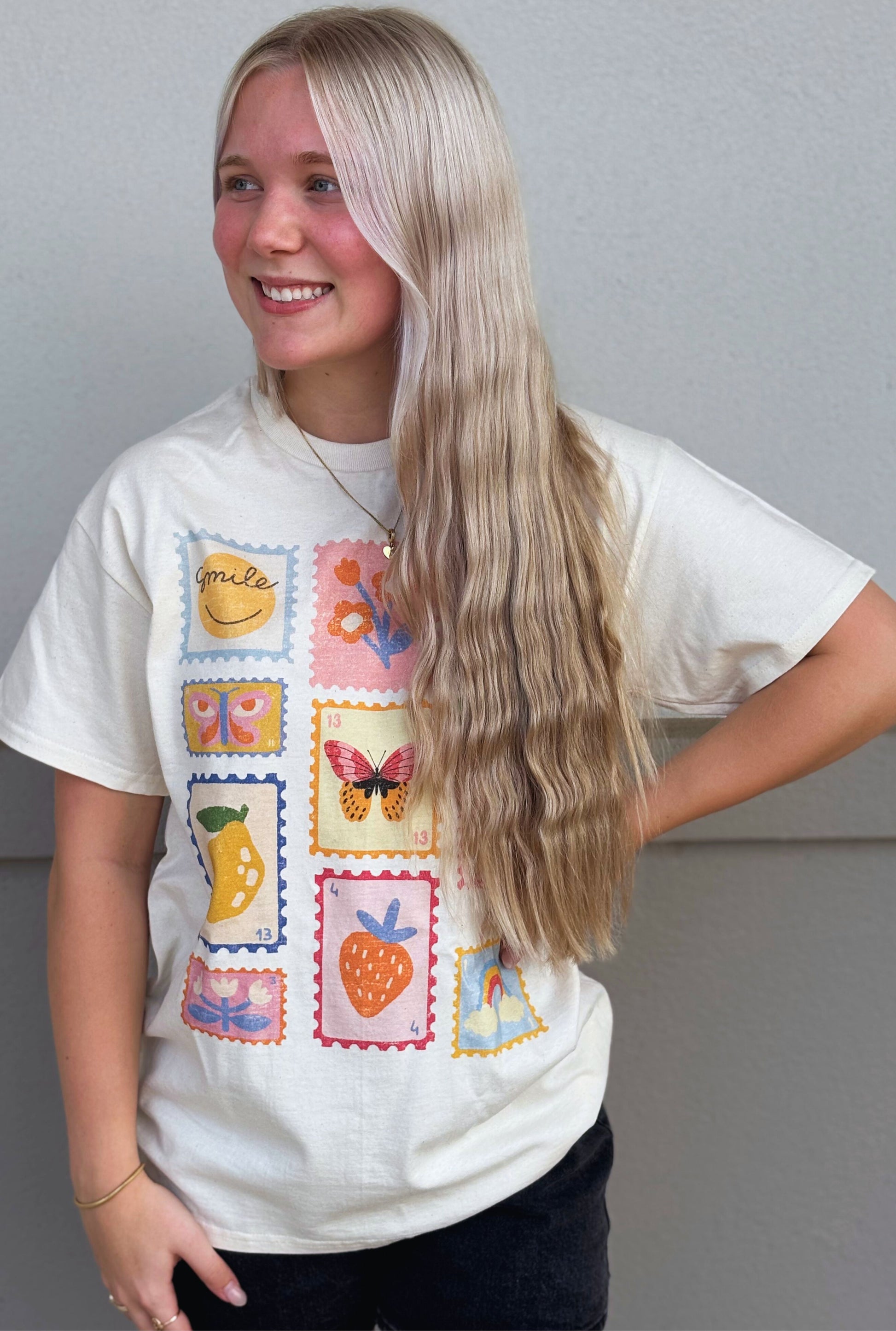 GOOD VIBES STAMP GRAPHIC TEE