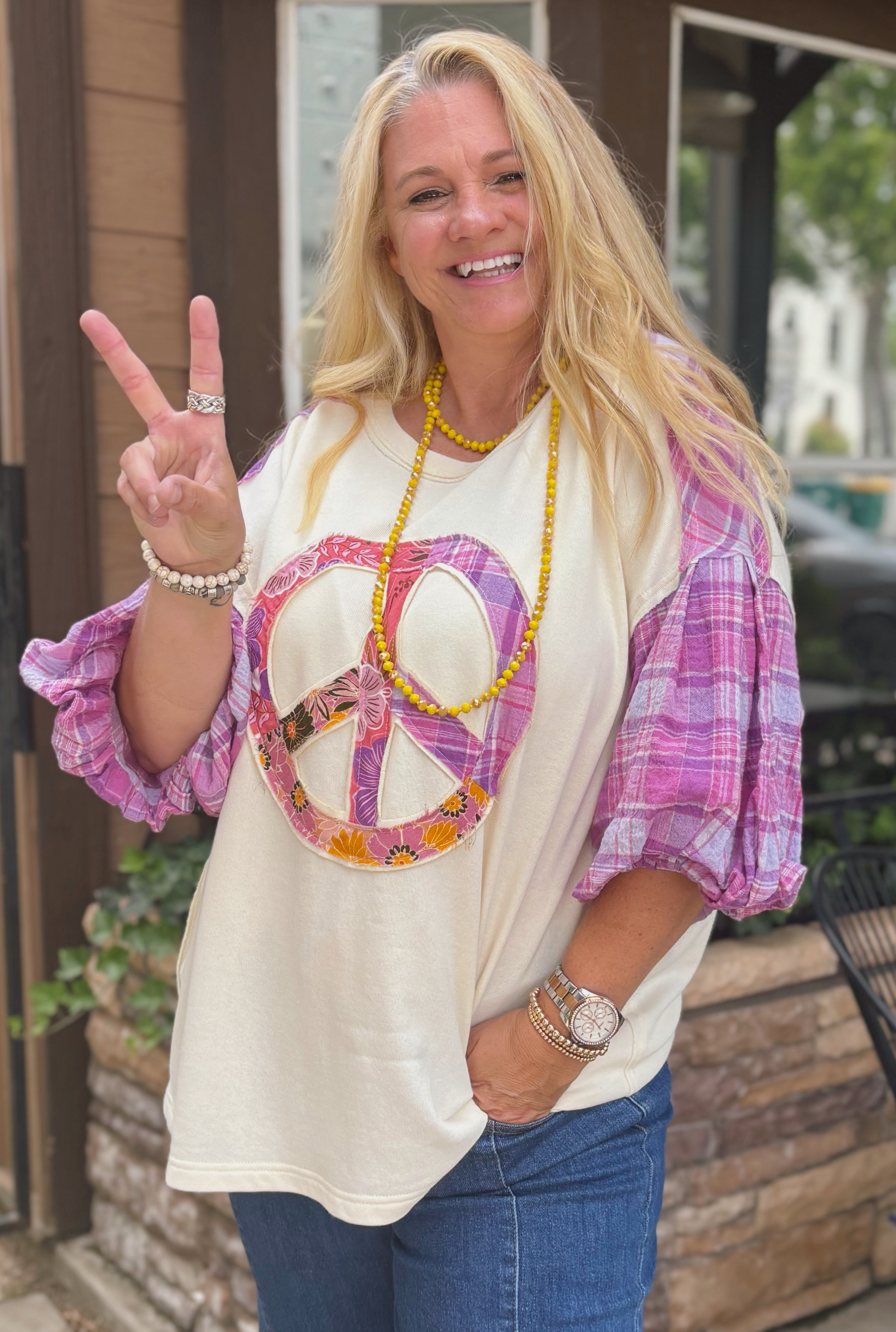 CURVY PURPLE PEACE OUT TOP
