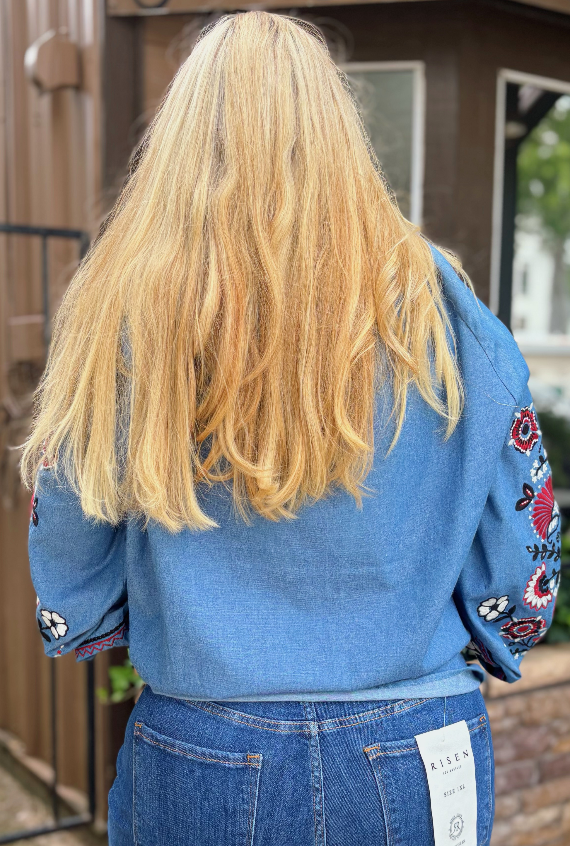 CURVY BLUE BASH TOP