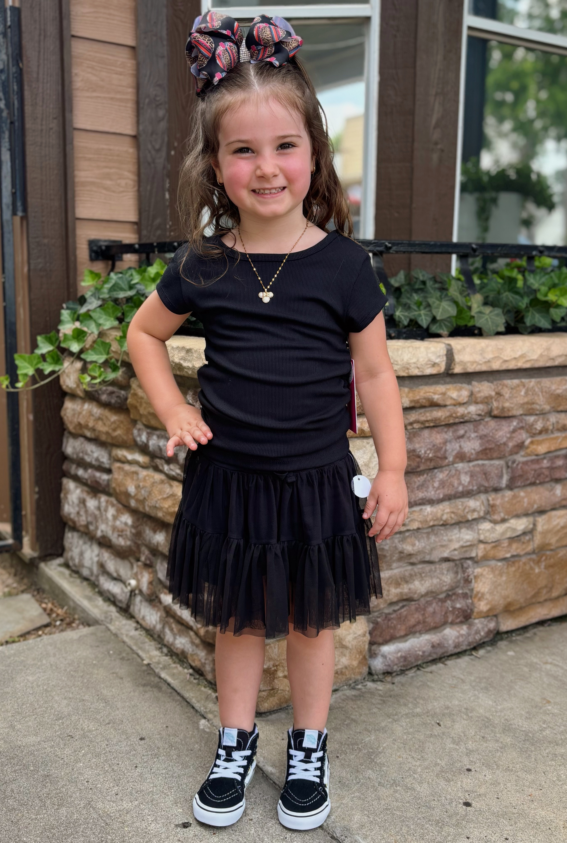 KID'S BLACK RUFFLE SKORT SET
