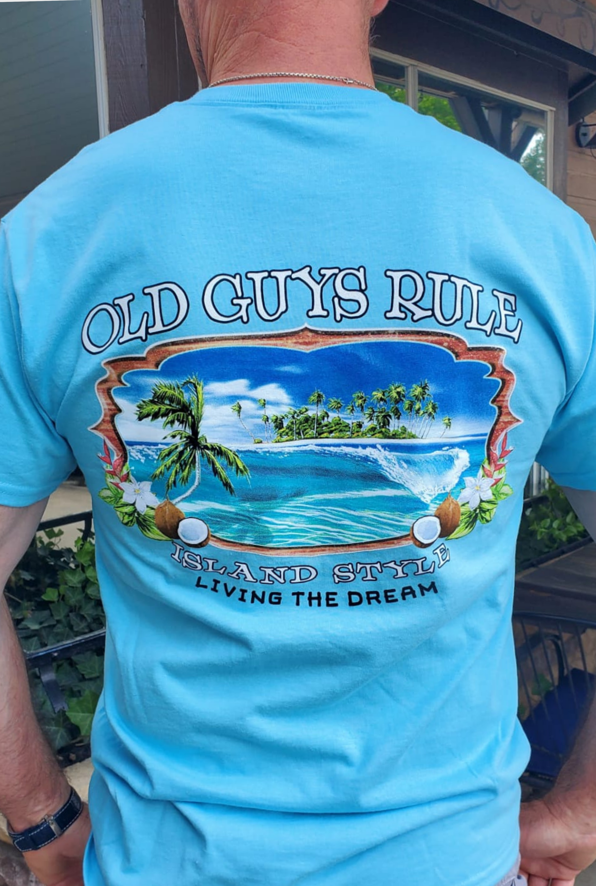 MEN'S LIVING THE DREAM TEE