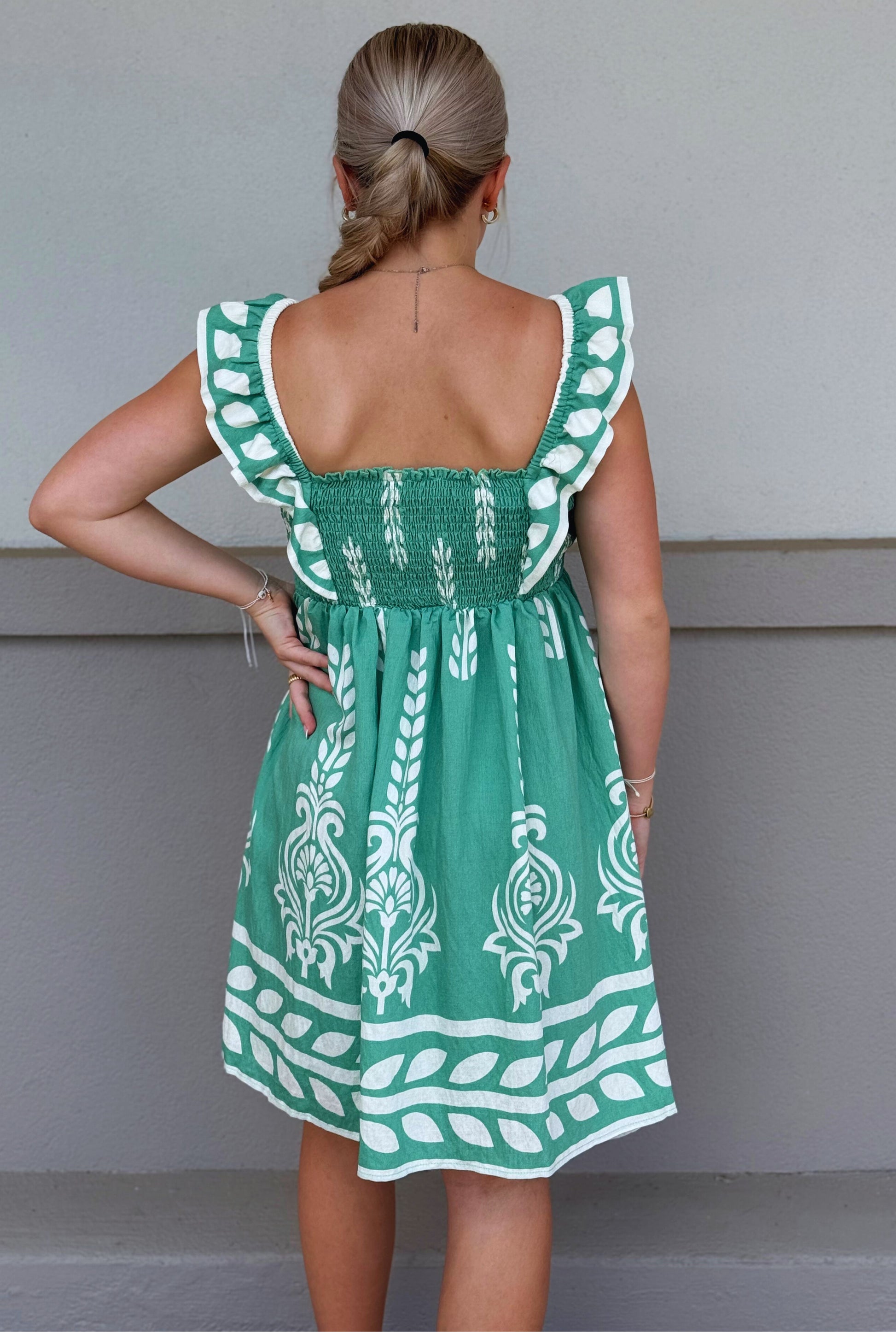 EMERALD SWEET SIMPLE DRESS