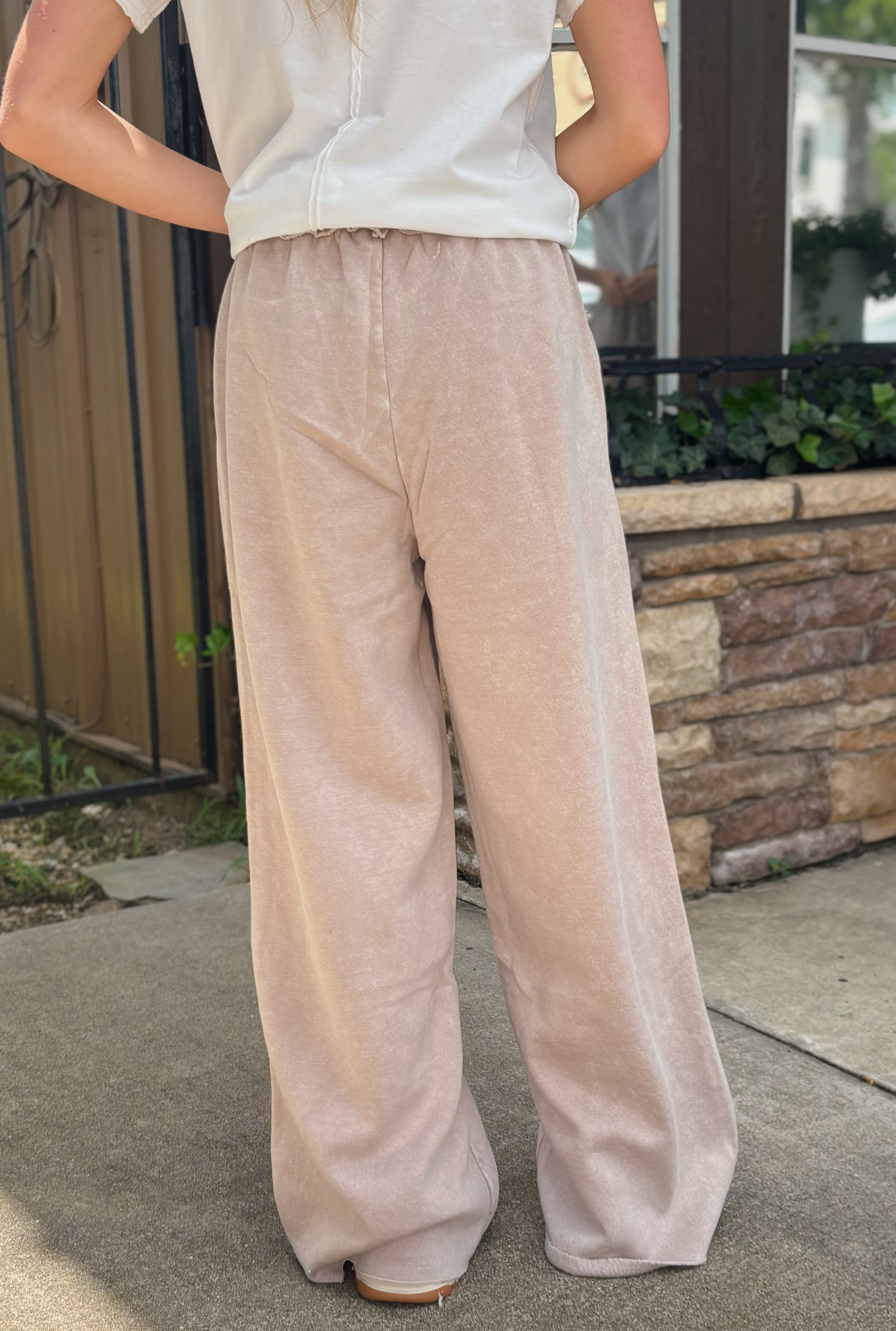 ASH MOCHA PALAZZO PANTS