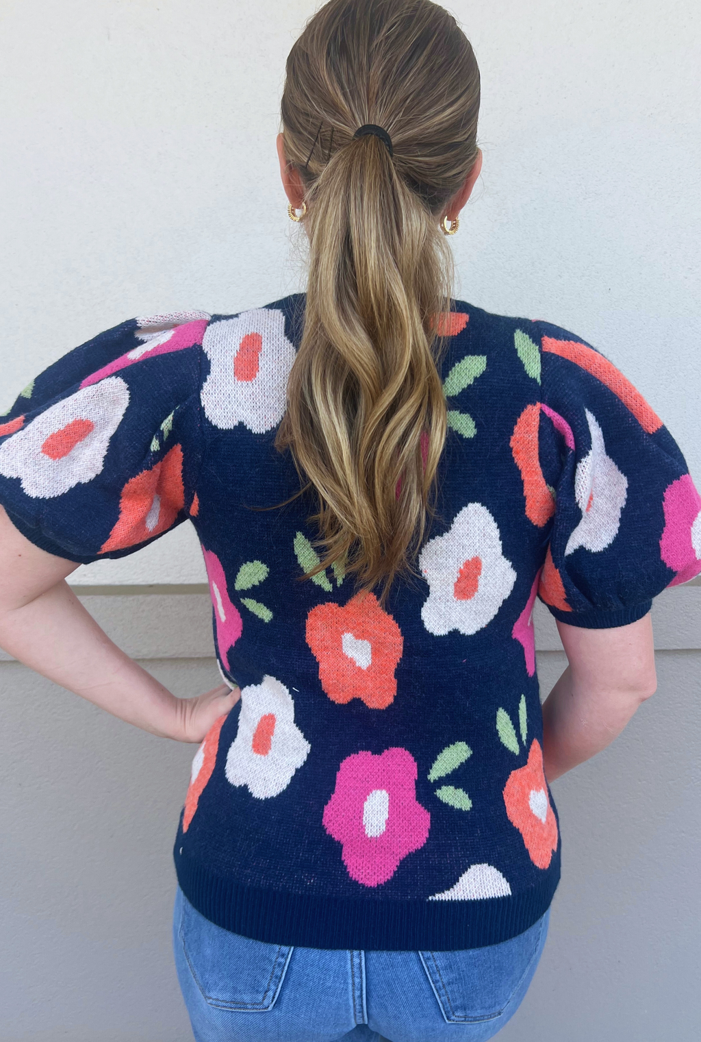 NAVY FRANNY FLORALS TOP